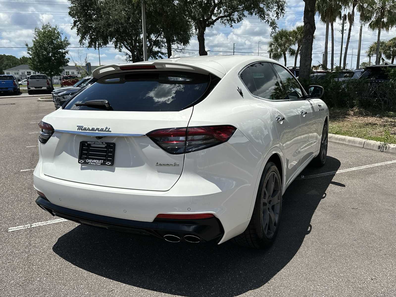 Thumbnail: 2023 Maserati Levante - 6