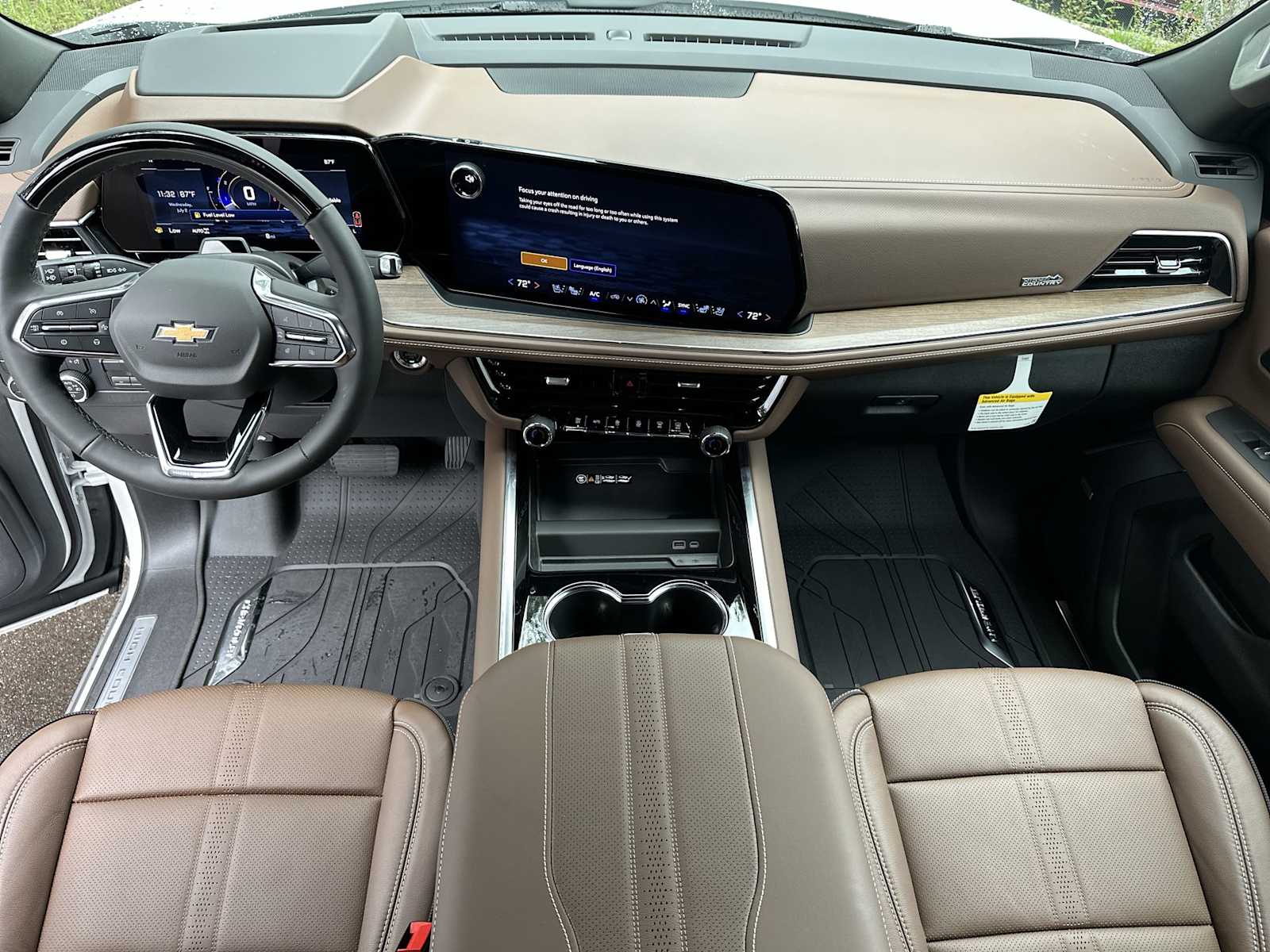 Thumbnail: 2025 Chevrolet Suburban - 14