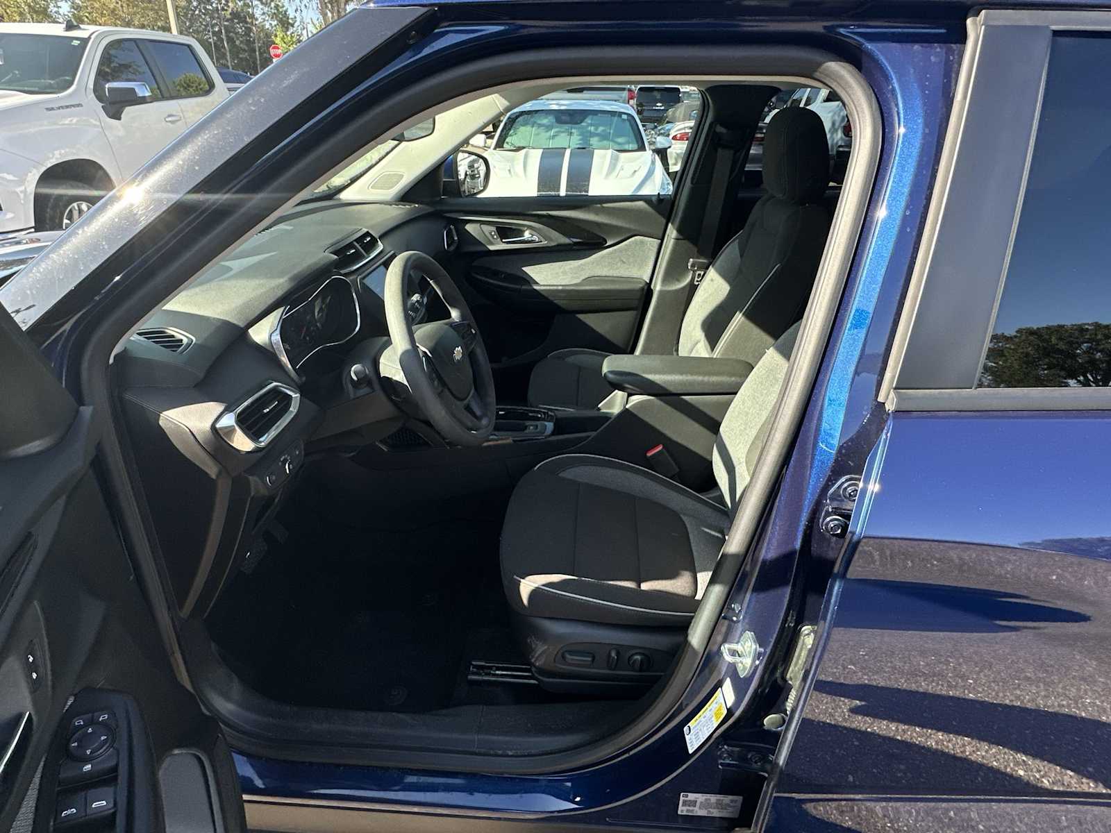 Thumbnail: 2023 Chevrolet TrailBlazer - 2