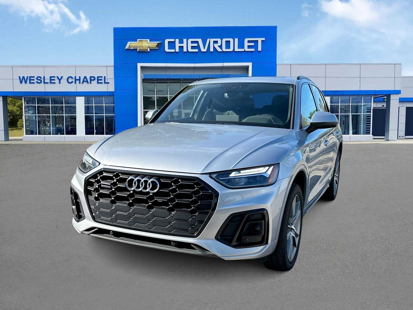 Thumbnail: 2025 Audi Q5 - 1