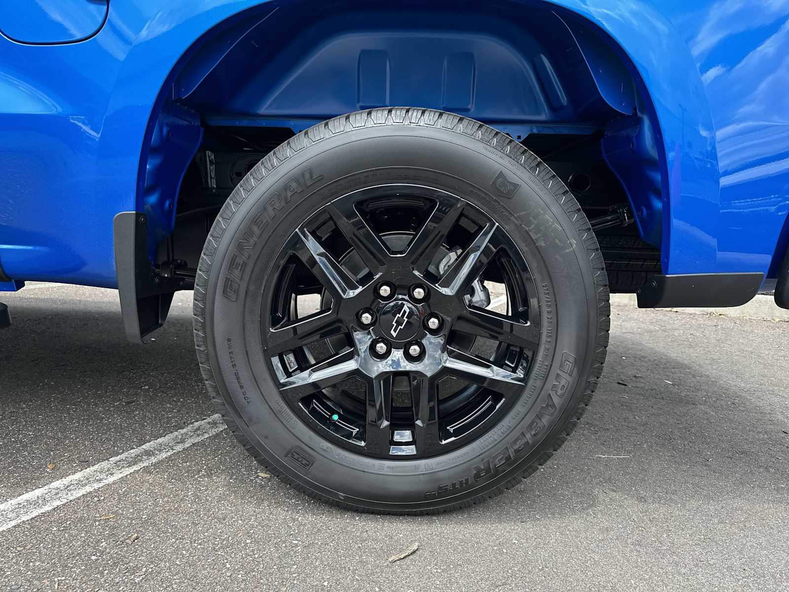 Thumbnail: 2026 Chevrolet Silverado 1500 - 12