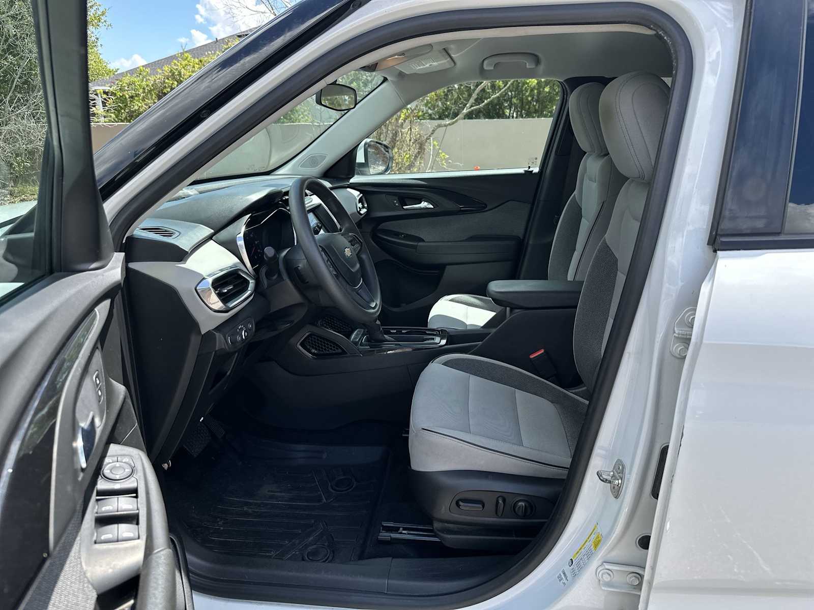 Thumbnail: 2021 Chevrolet TrailBlazer - 2