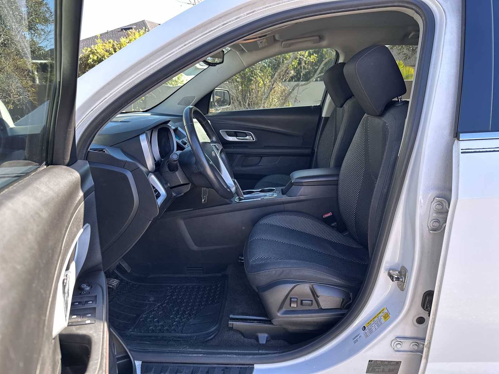 Thumbnail: 2011 Chevrolet Equinox - 2