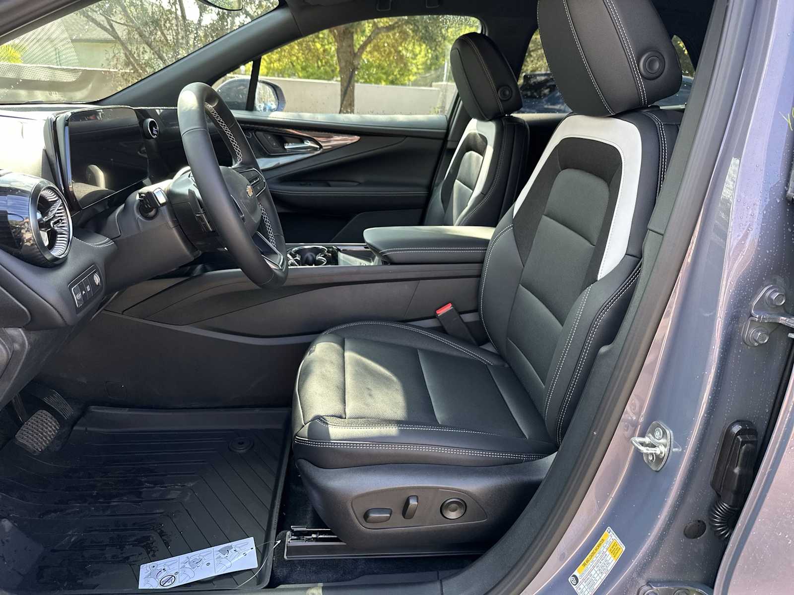 Thumbnail: 2026 Chevrolet Blazer EV - 2