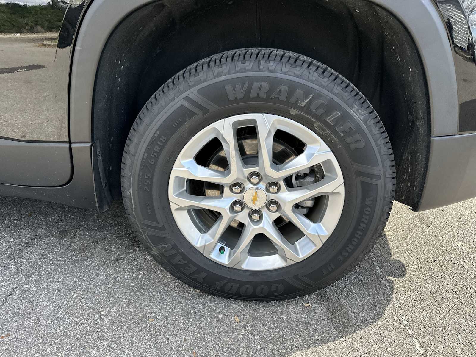 Thumbnail: 2023 Chevrolet Traverse - 12