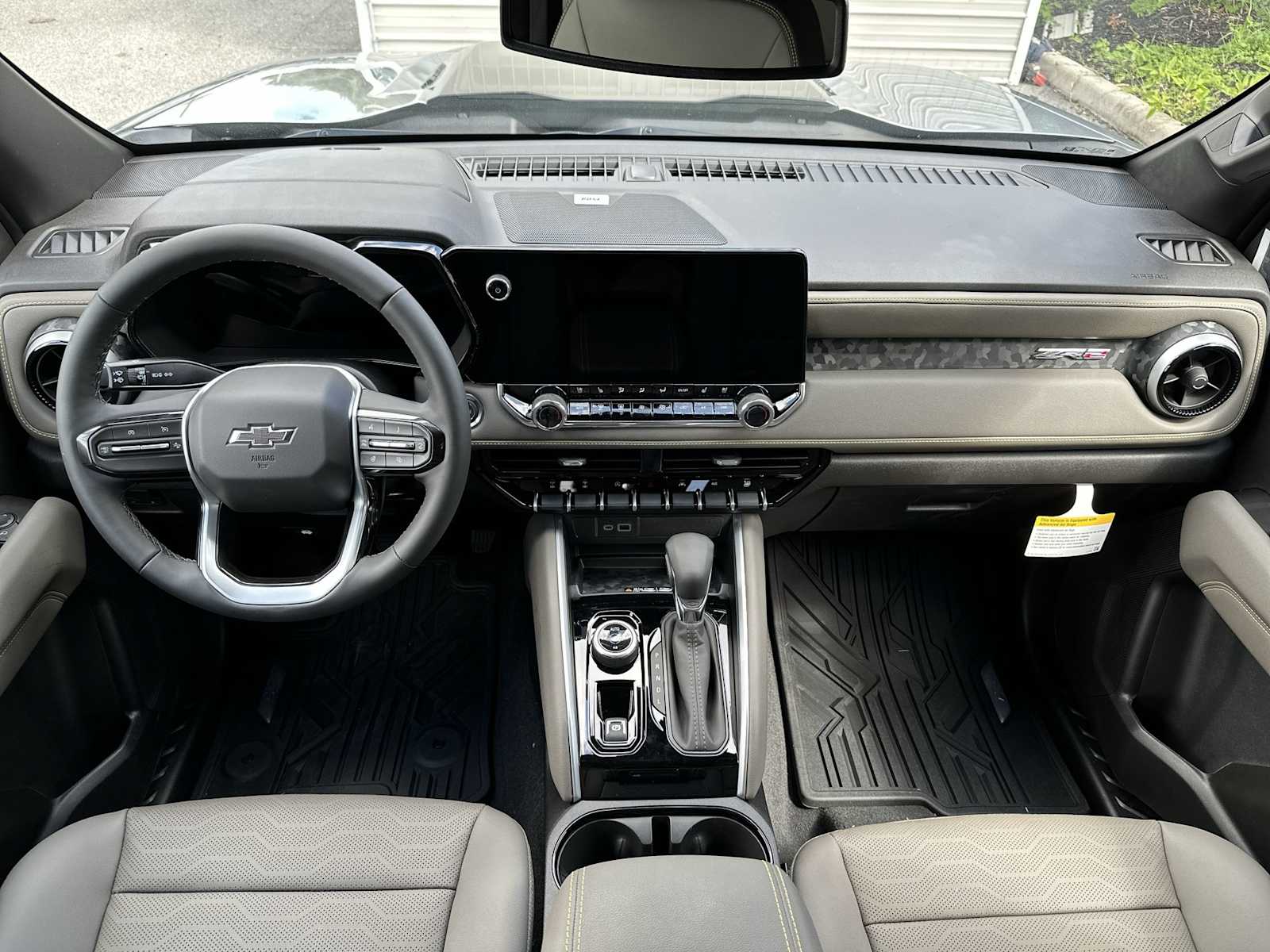 Thumbnail: 2026 Chevrolet Colorado - 14