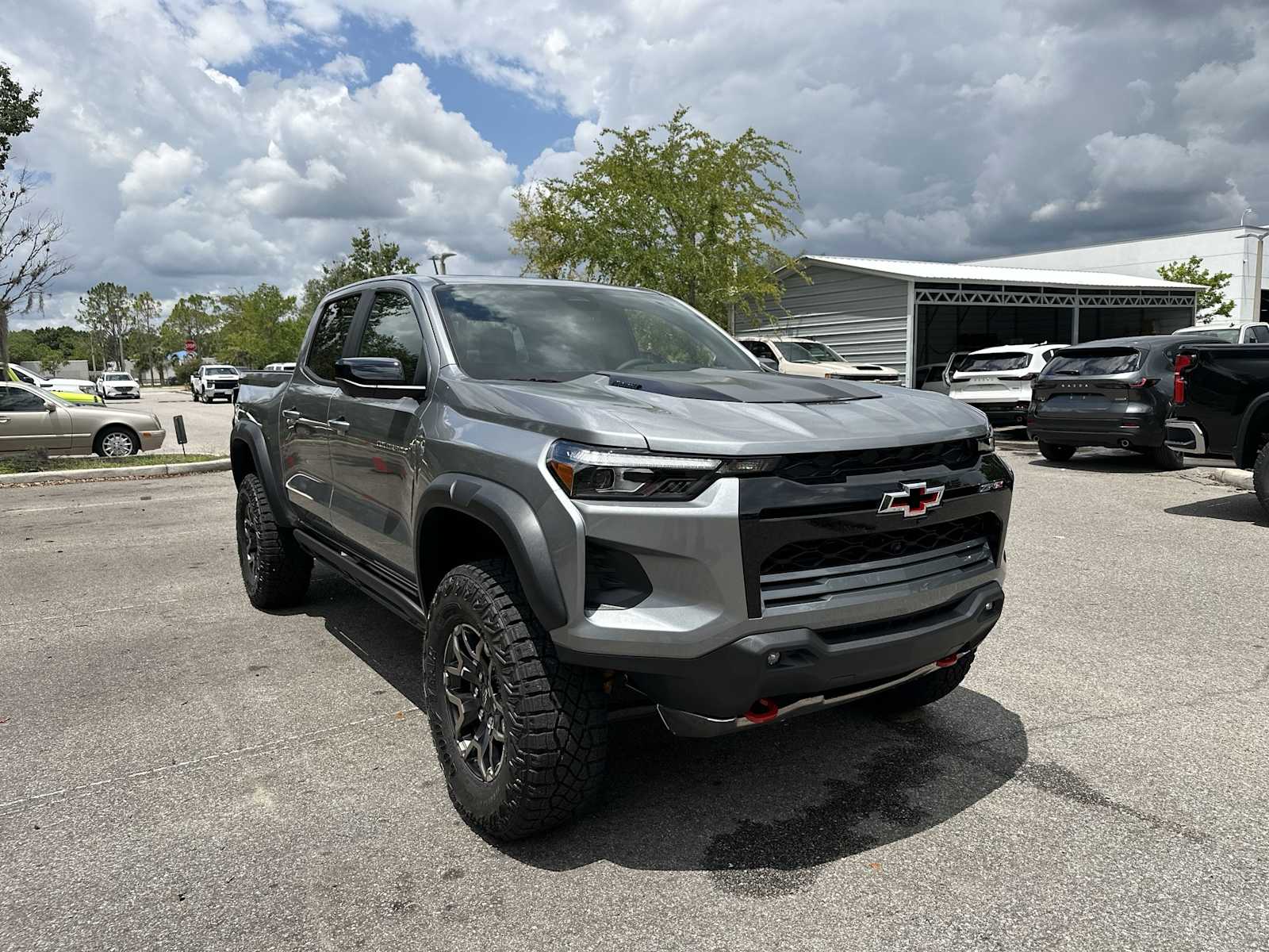 Thumbnail: 2026 Chevrolet Colorado - 8