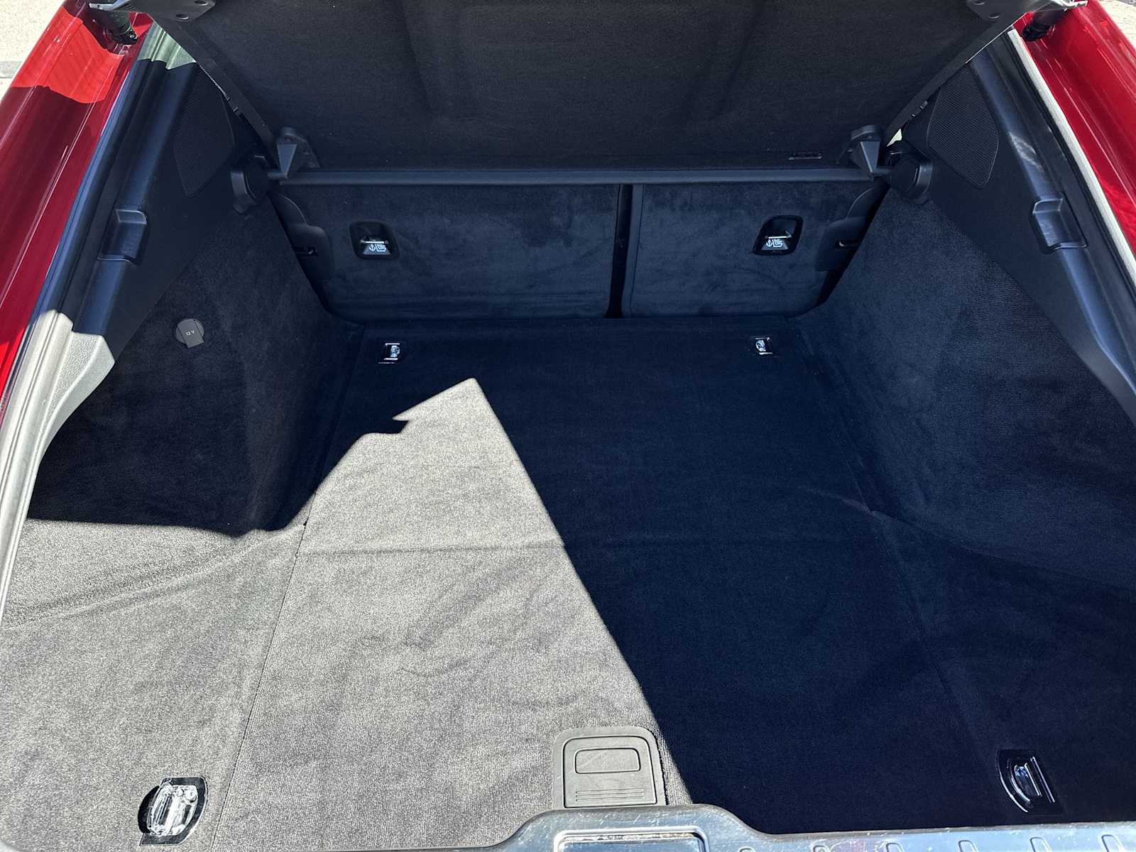 Thumbnail: 2018 Porsche Panamera - 25