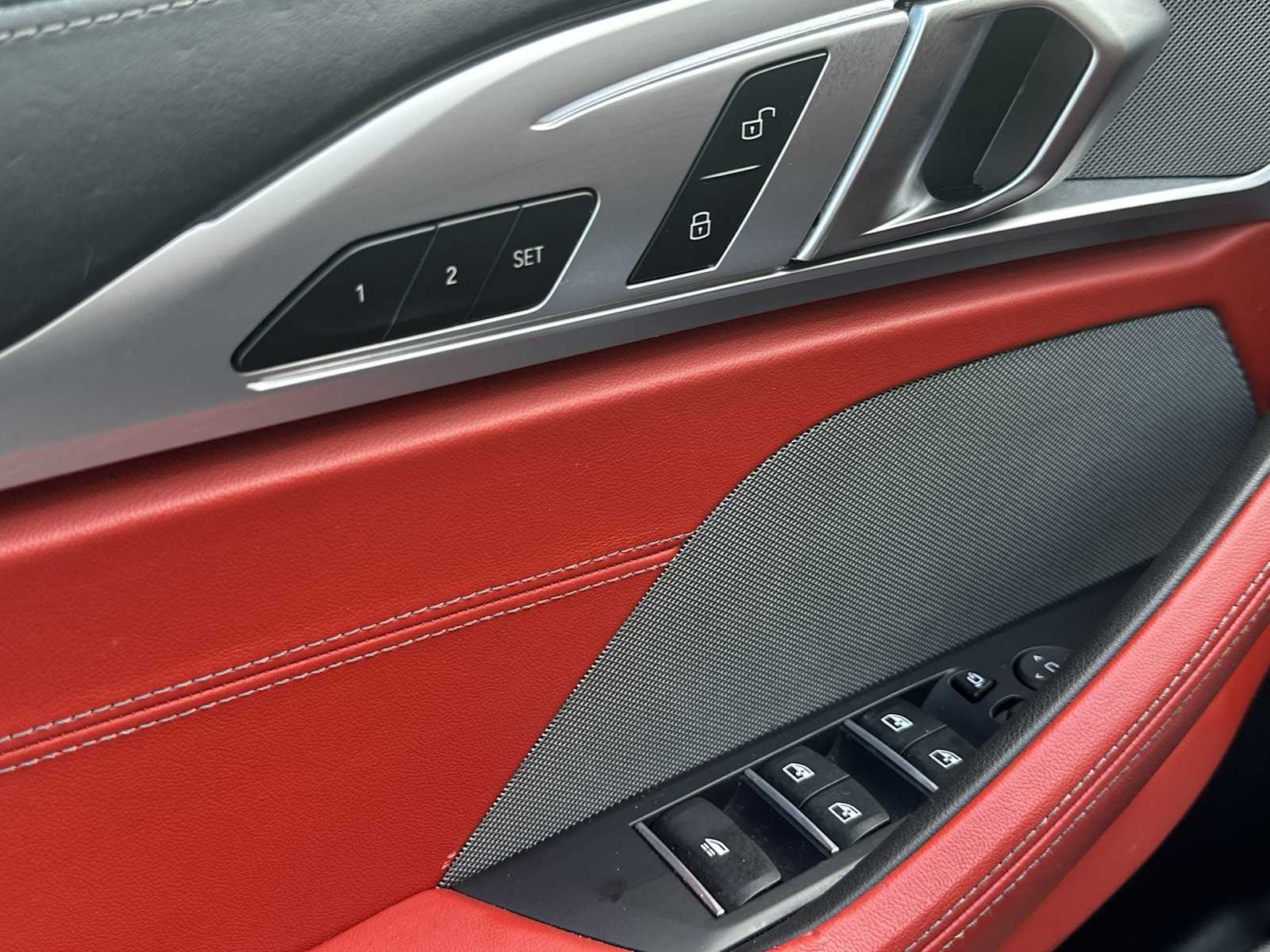 Thumbnail: 2019 BMW 8 Series - 16