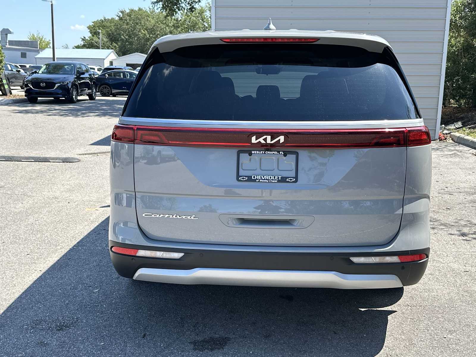 Thumbnail: 2022 Kia Carnival - 5