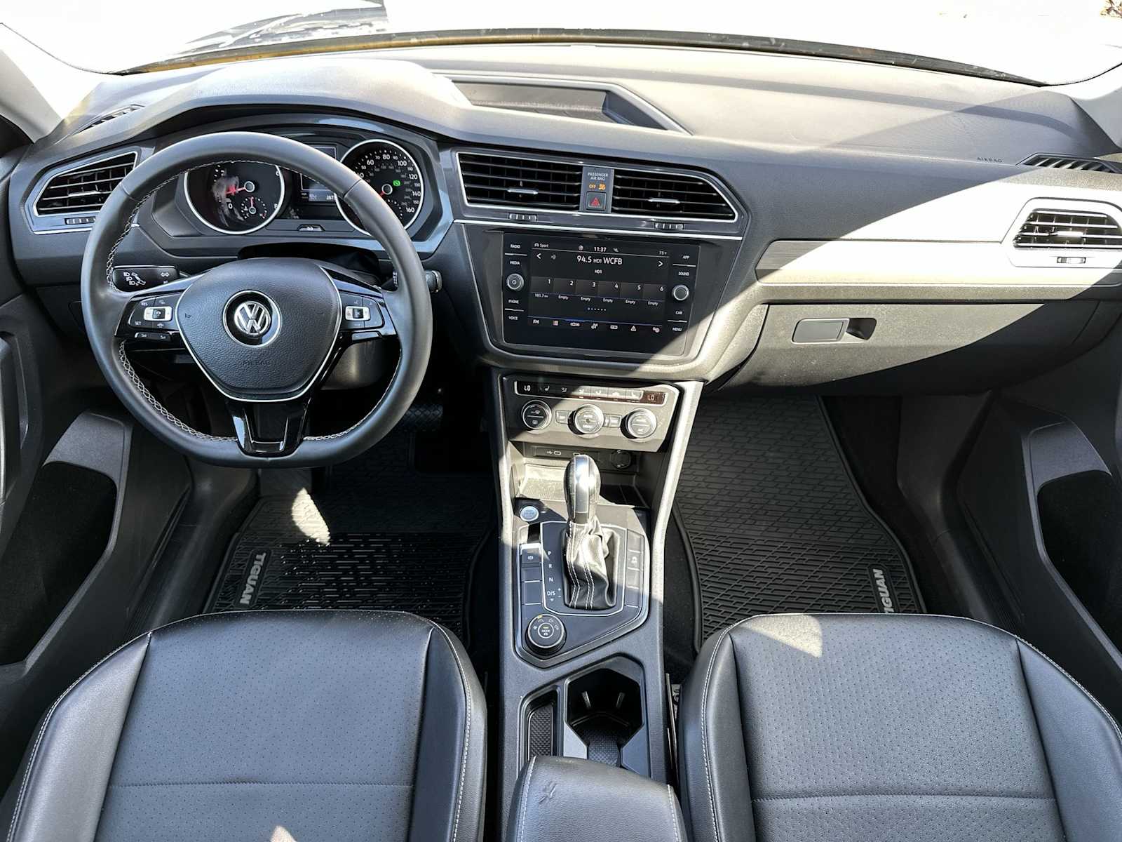 Thumbnail: 2021 Volkswagen Tiguan - 14