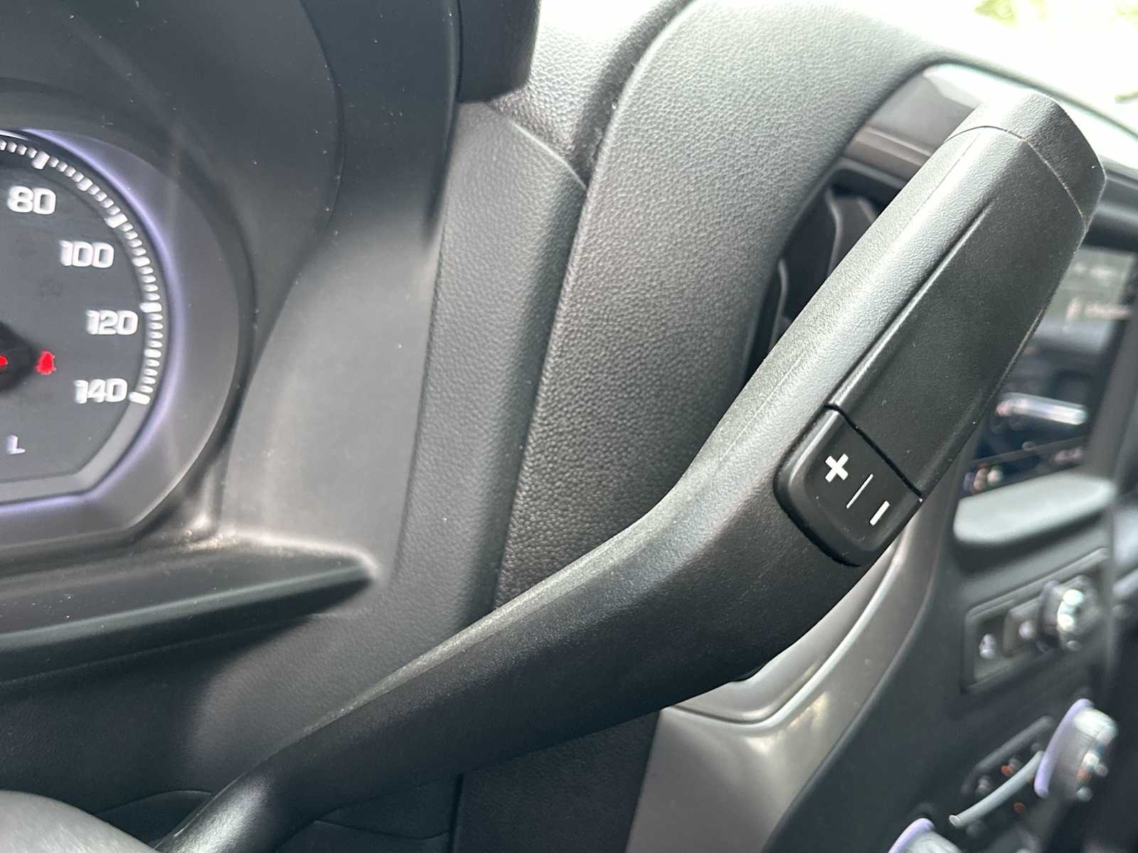 Thumbnail: 2023 Chevrolet Silverado 1500 - 23