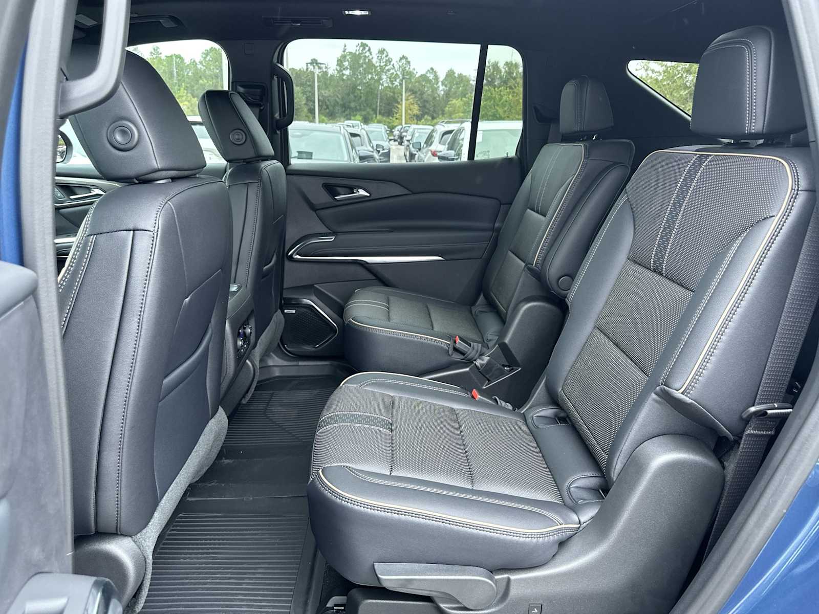 Thumbnail: 2026 Chevrolet Traverse - 17