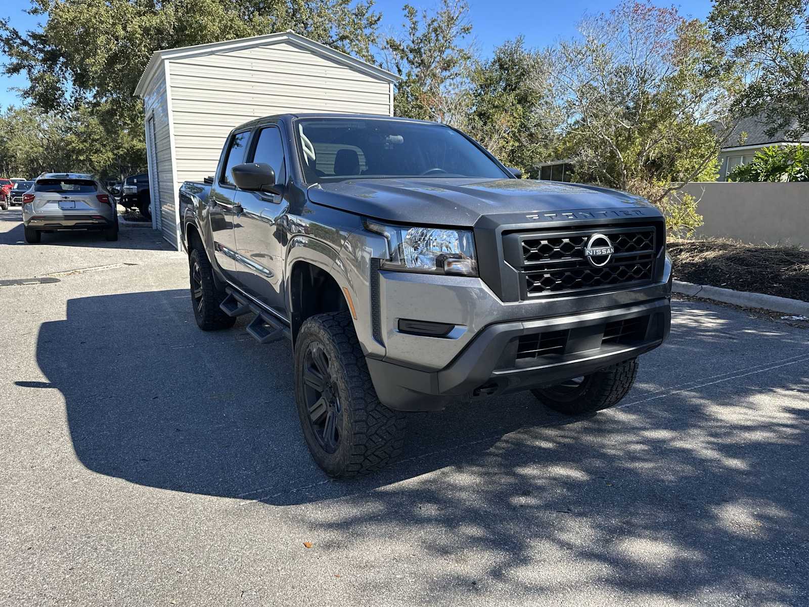 Thumbnail: 2022 Nissan Frontier - 8