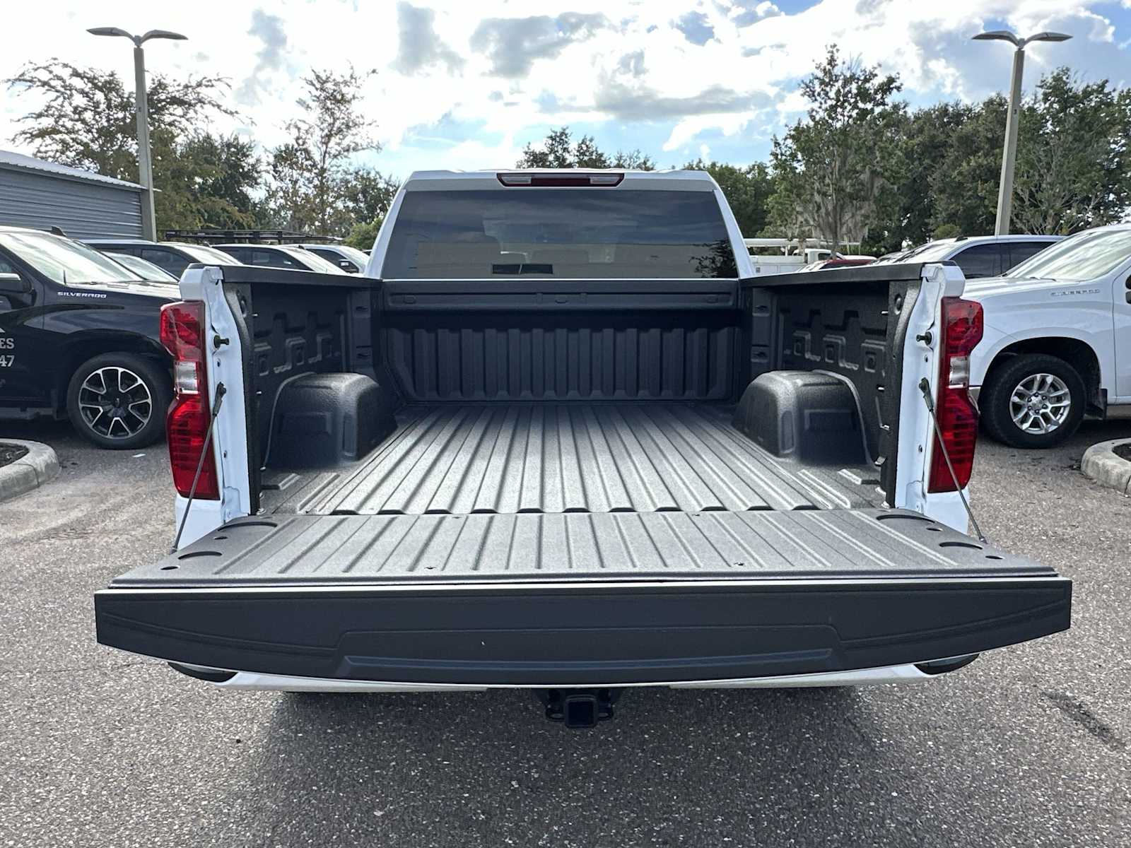 Thumbnail: 2026 Chevrolet Silverado 1500 - 25