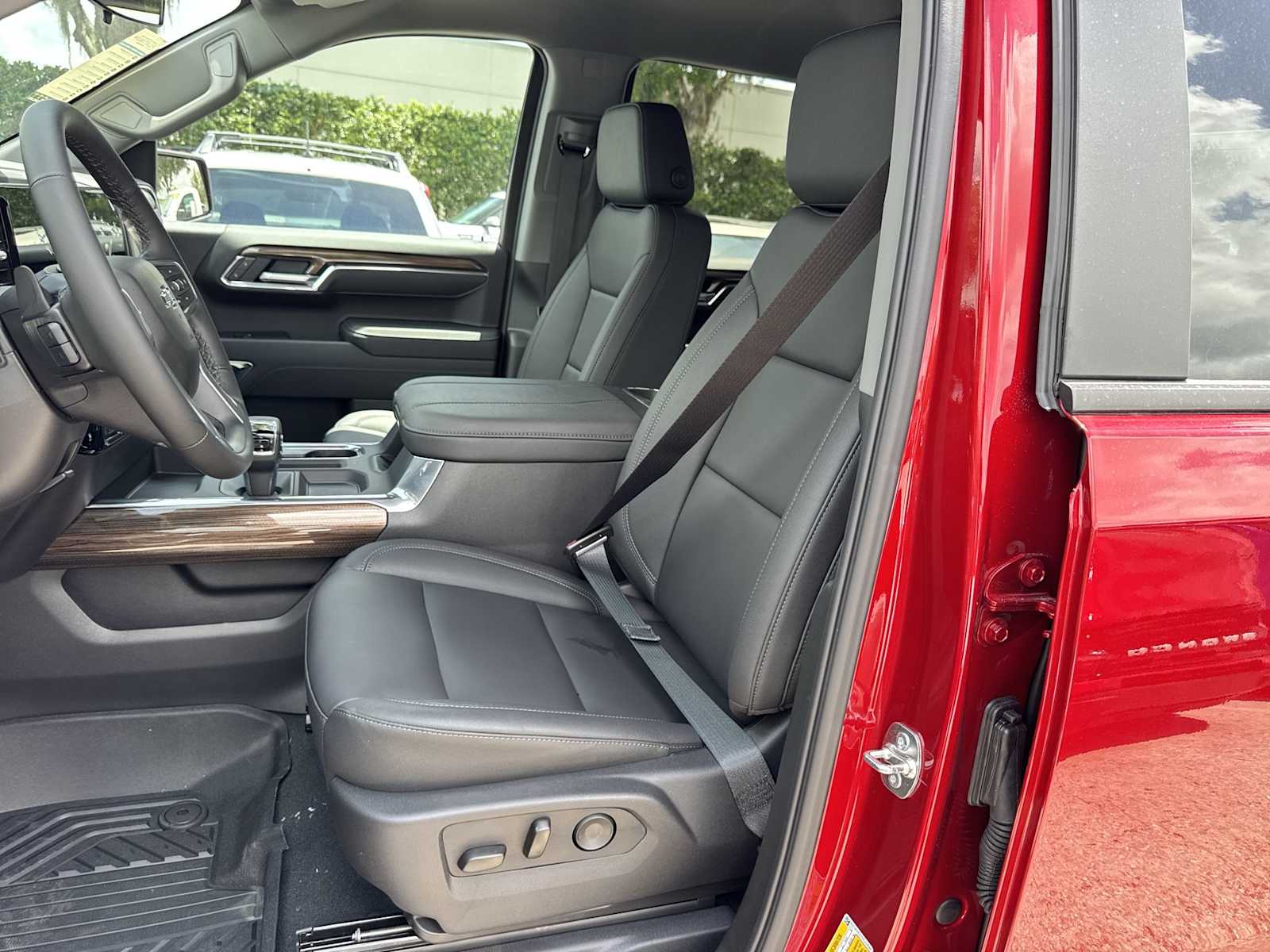 2025 Chevrolet Silverado 1500  15