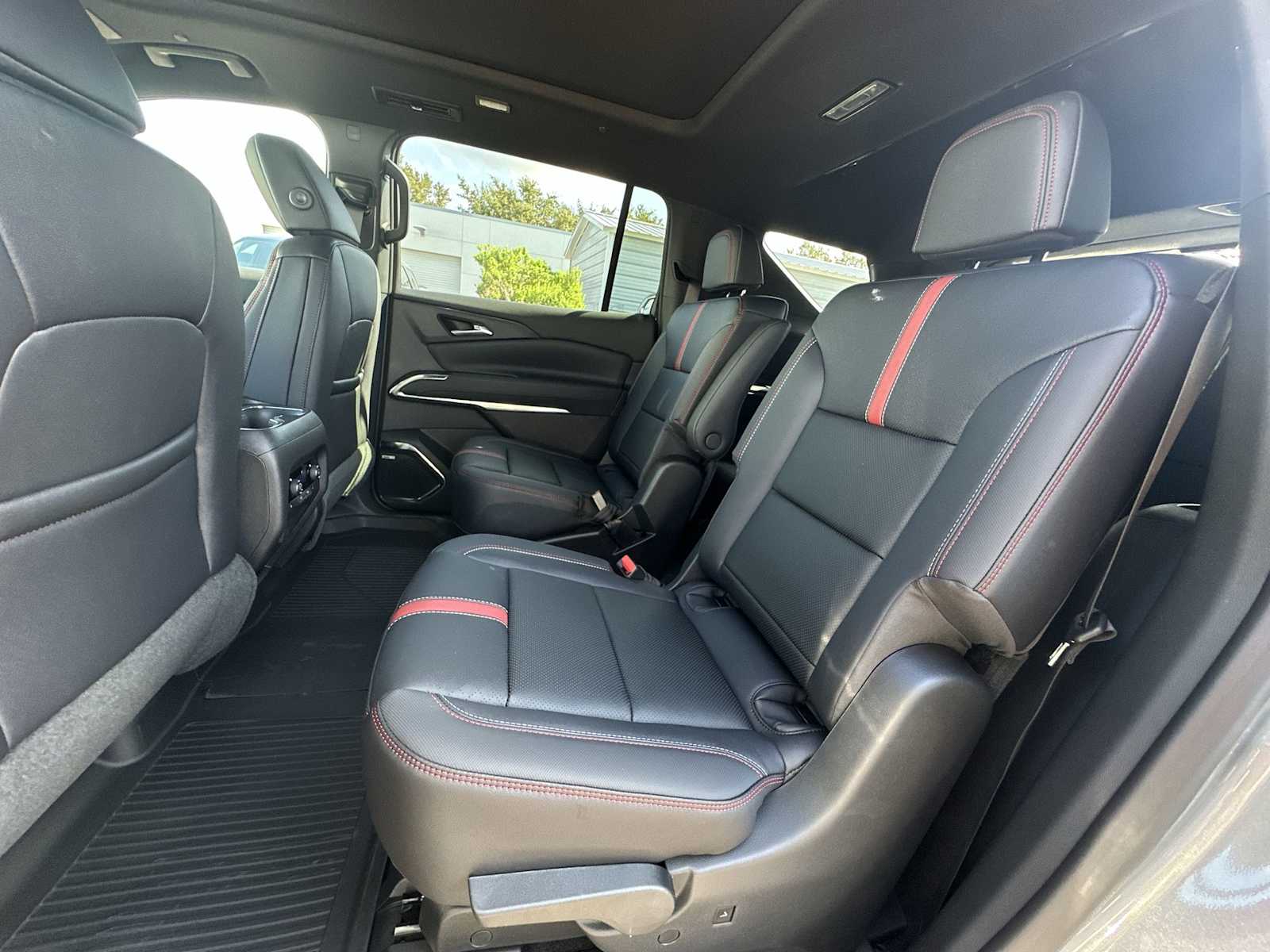 Thumbnail: 2026 Chevrolet Traverse - 17