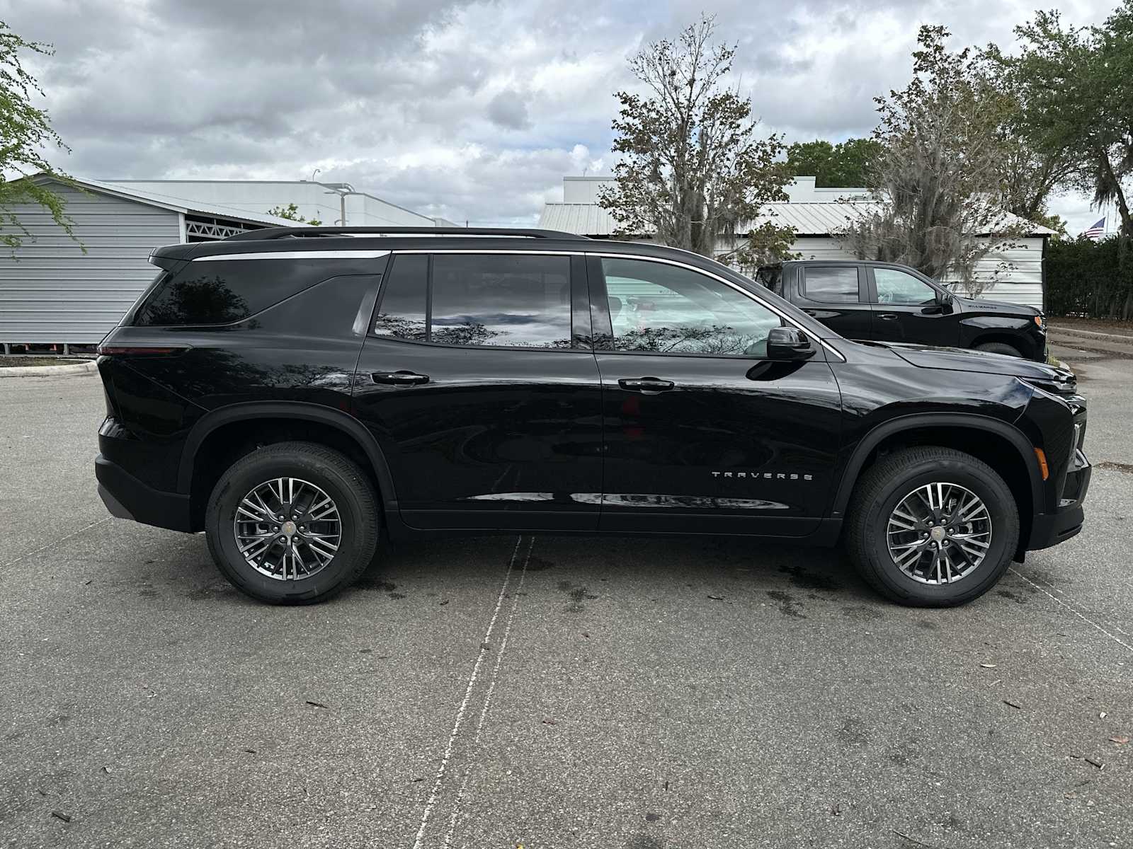 Thumbnail: 2026 Chevrolet Traverse - 8