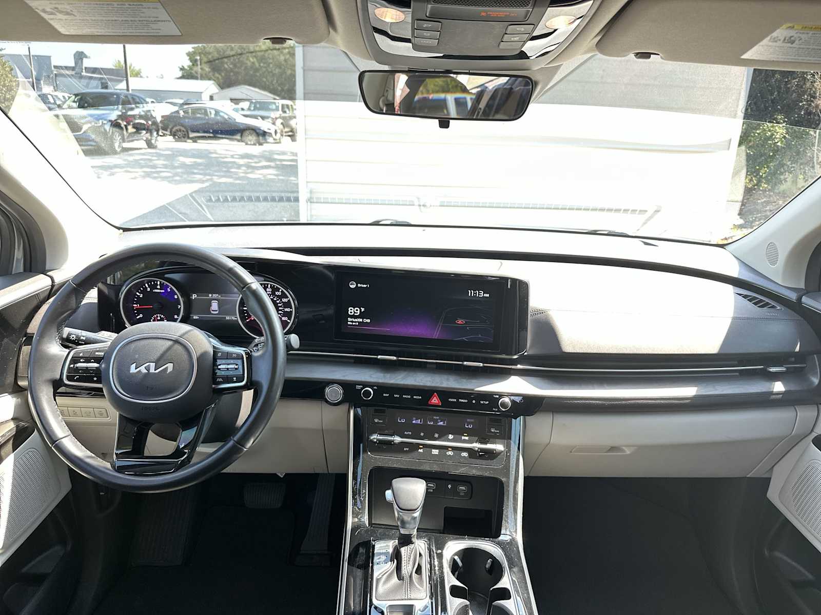 Thumbnail: 2022 Kia Carnival - 14