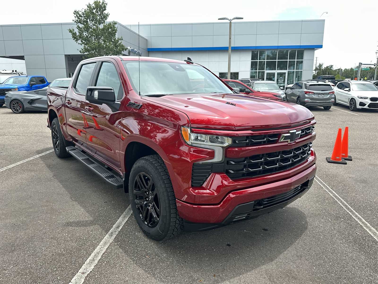 Thumbnail: 2025 Chevrolet Silverado 1500 - 8