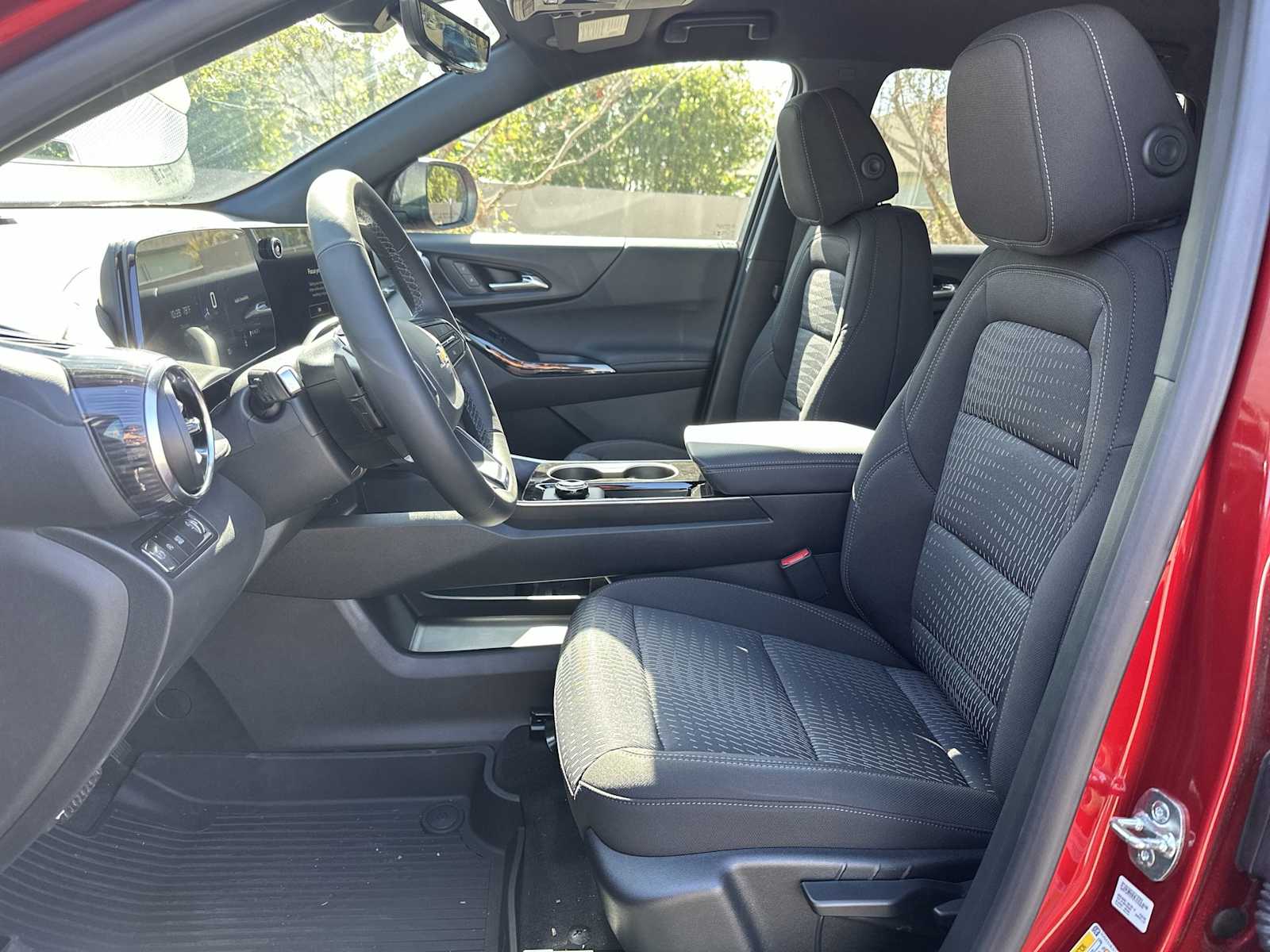 Thumbnail: 2026 Chevrolet Equinox - 15