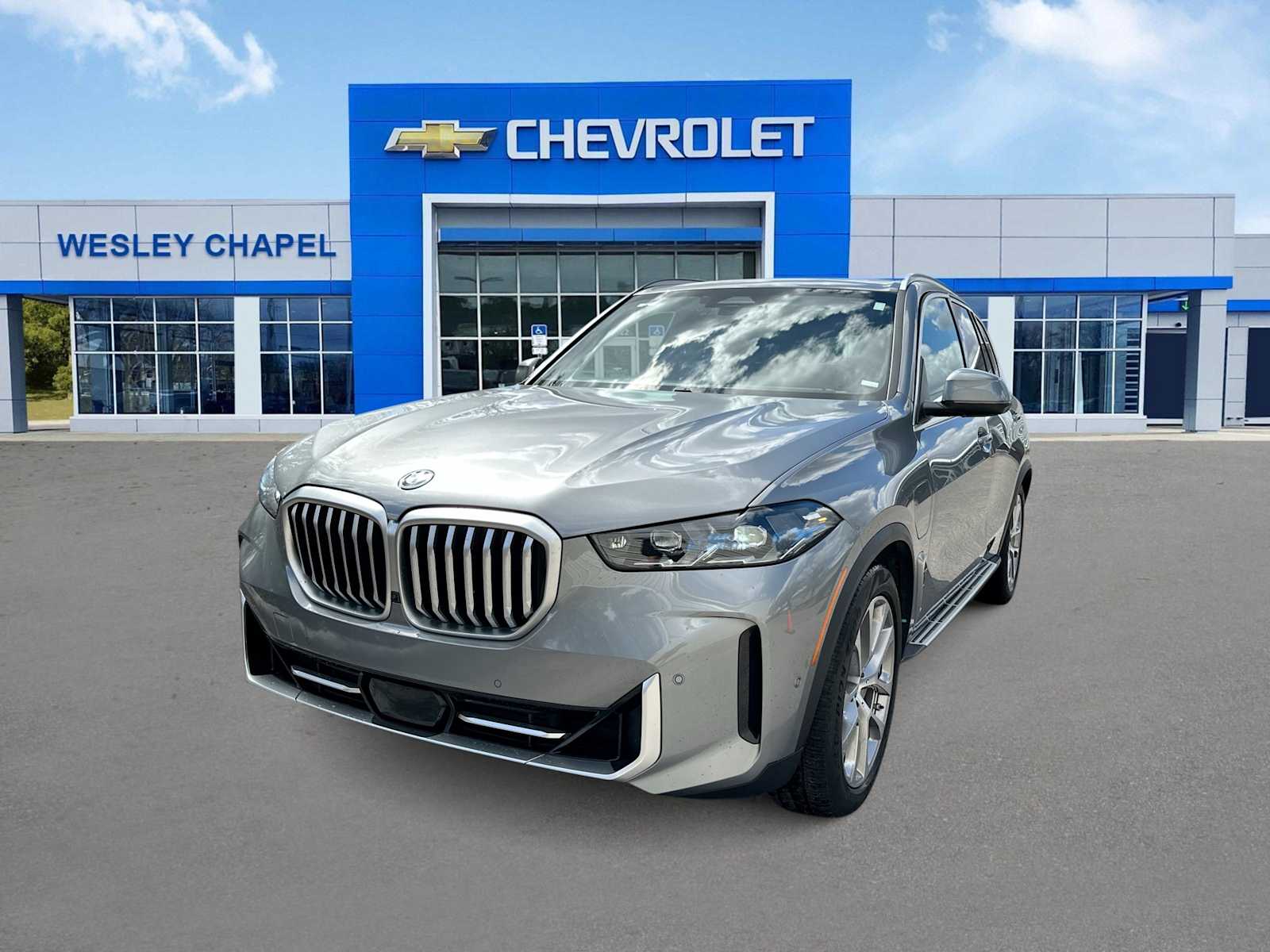 Thumbnail: 2024 BMW X5 - 1