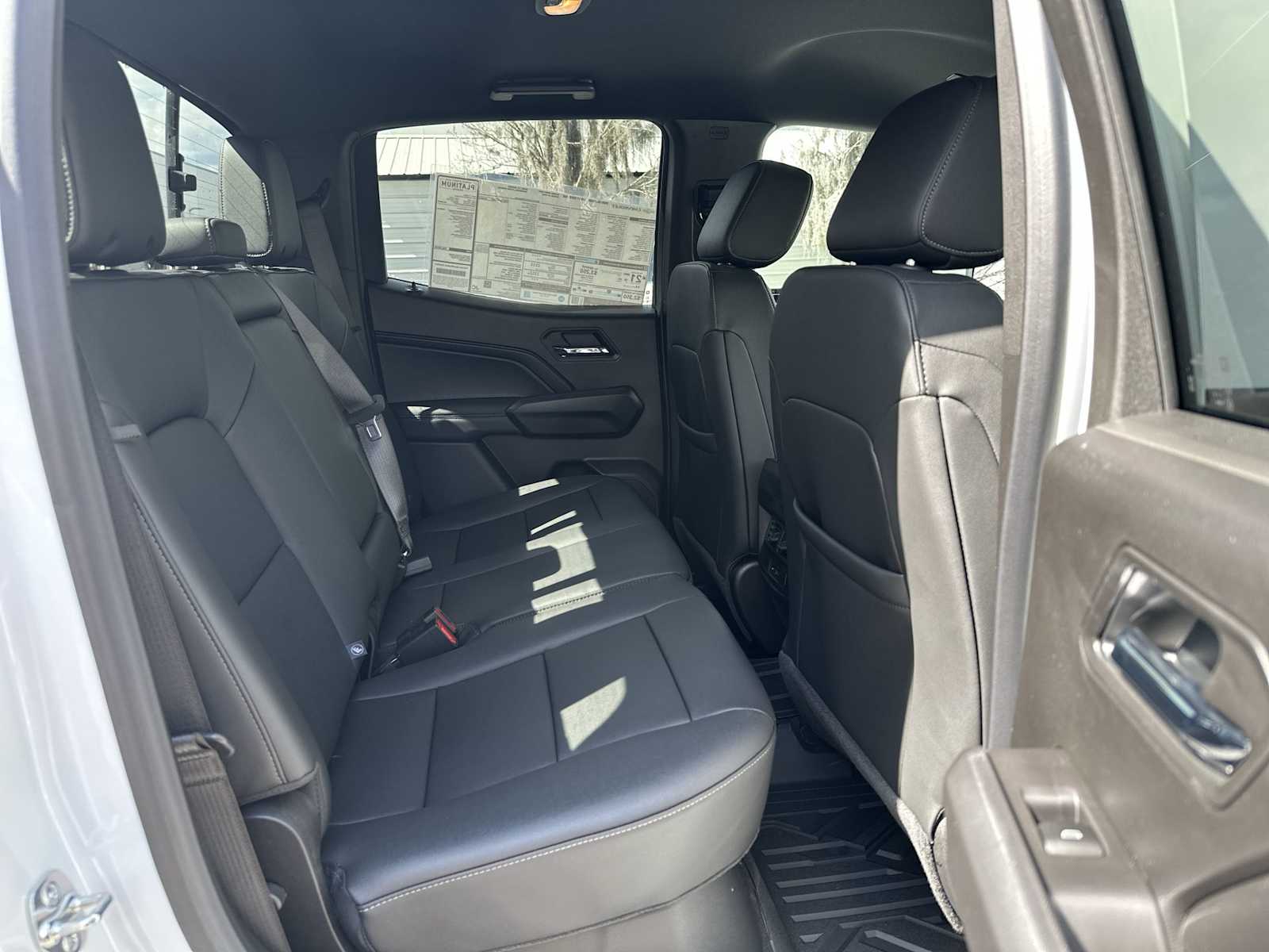 Thumbnail: 2026 Chevrolet Colorado - 18