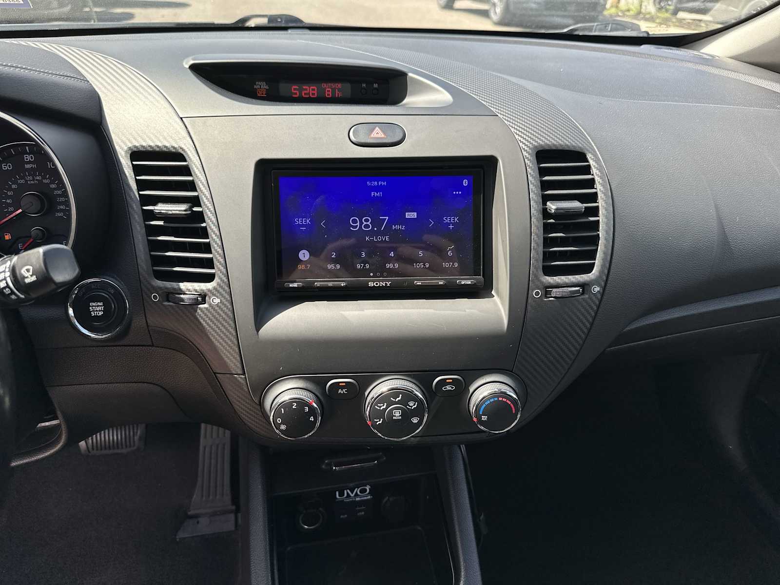 Thumbnail: 2015 Kia Forte - 21