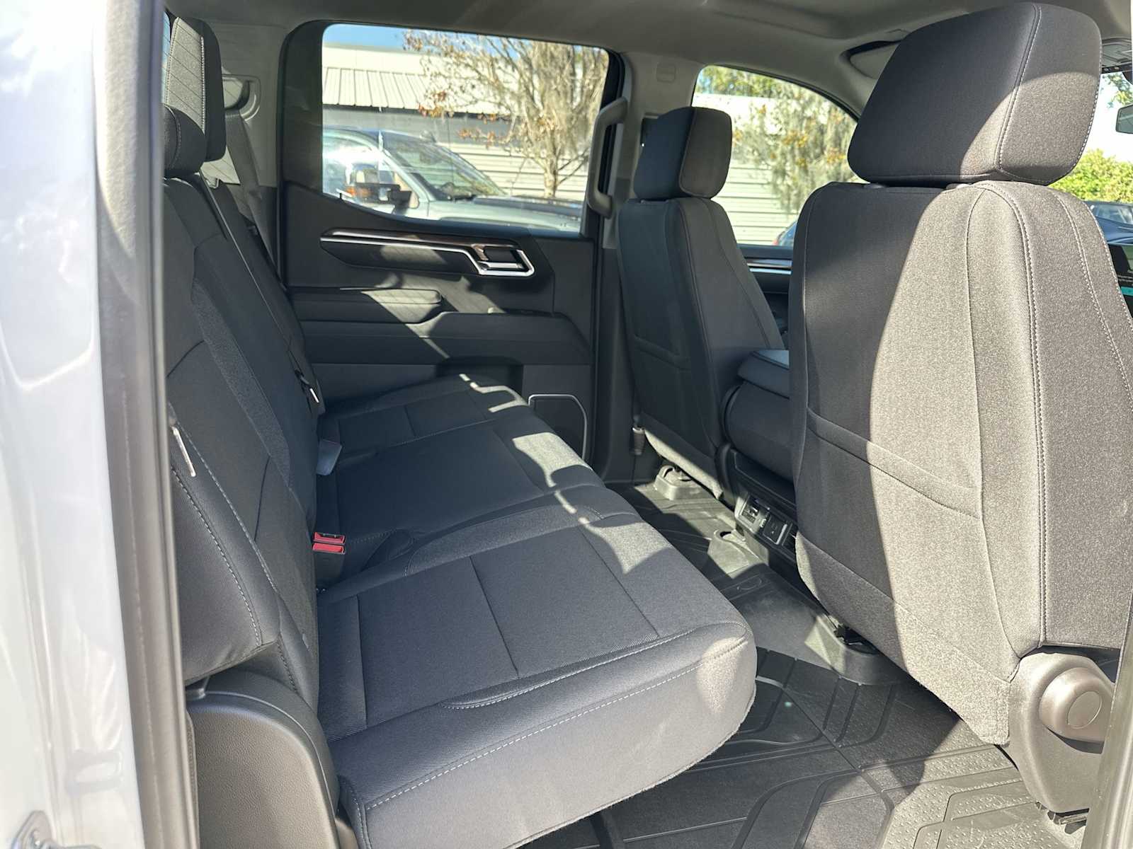 Thumbnail: 2026 Chevrolet Silverado 1500 - 18