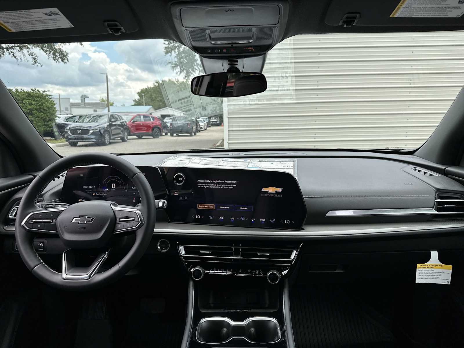 Thumbnail: 2026 Chevrolet Traverse - 14