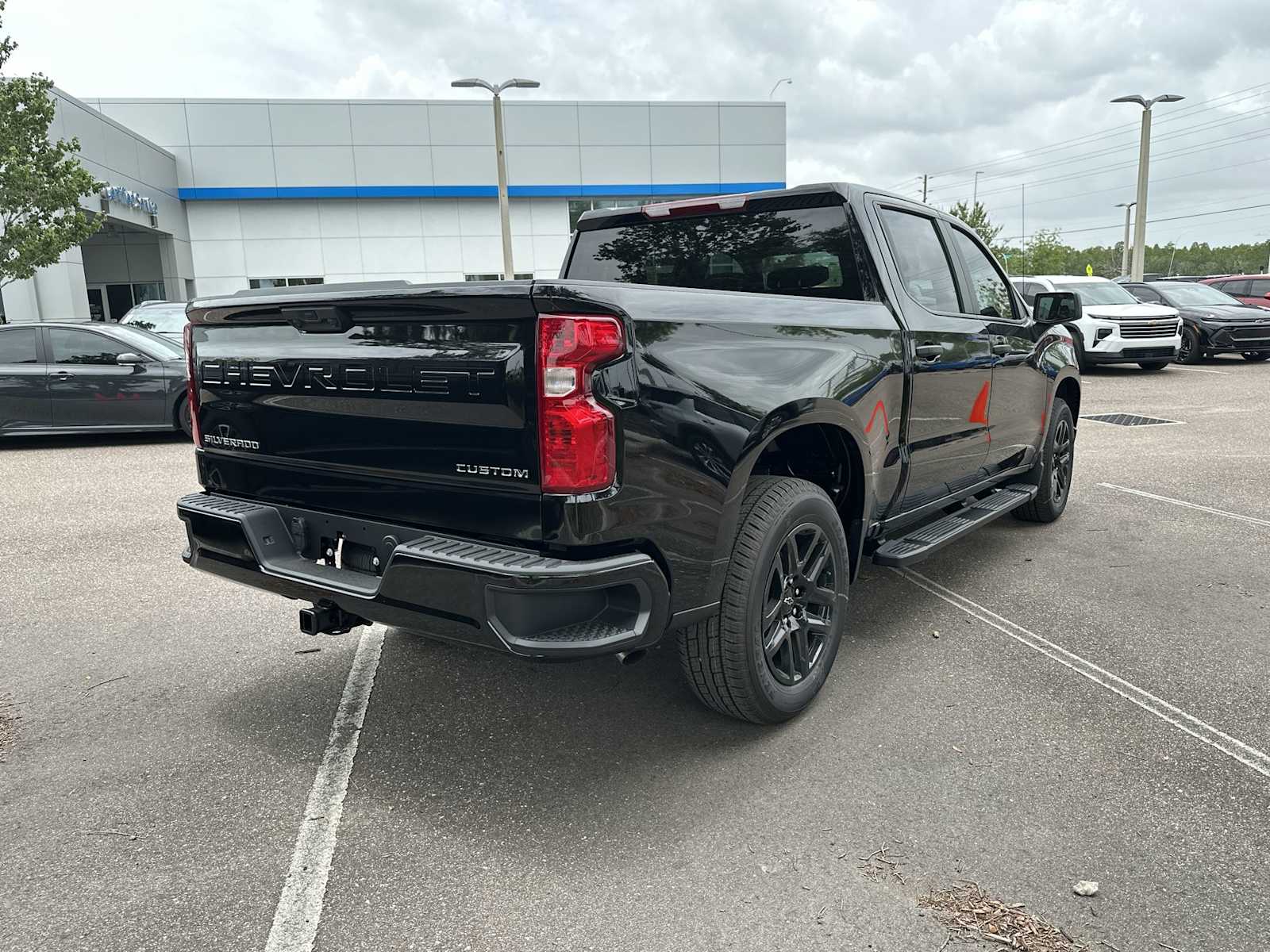 Thumbnail: 2025 Chevrolet Silverado 1500 - 6