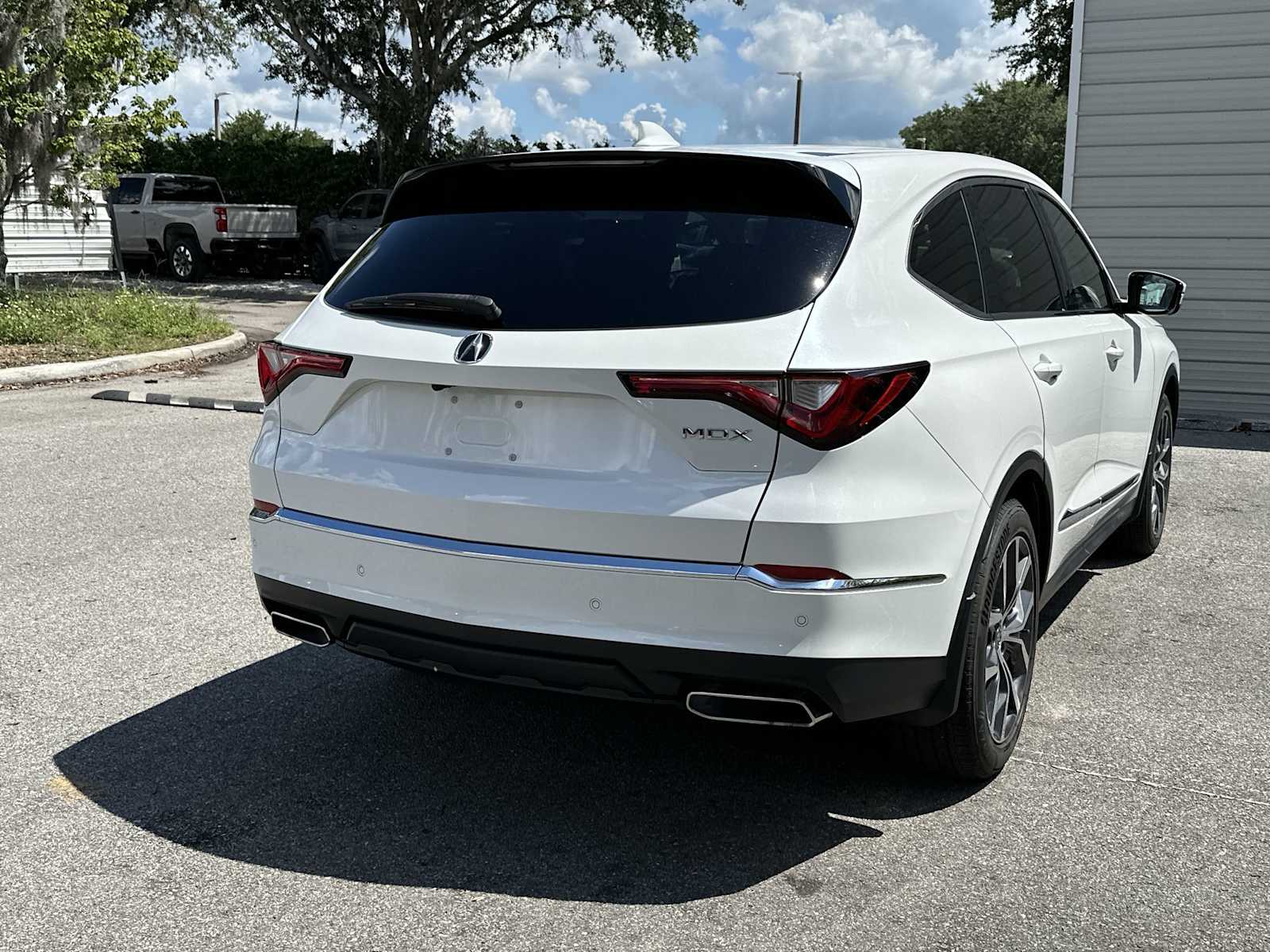 Thumbnail: 2023 Acura MDX - 6