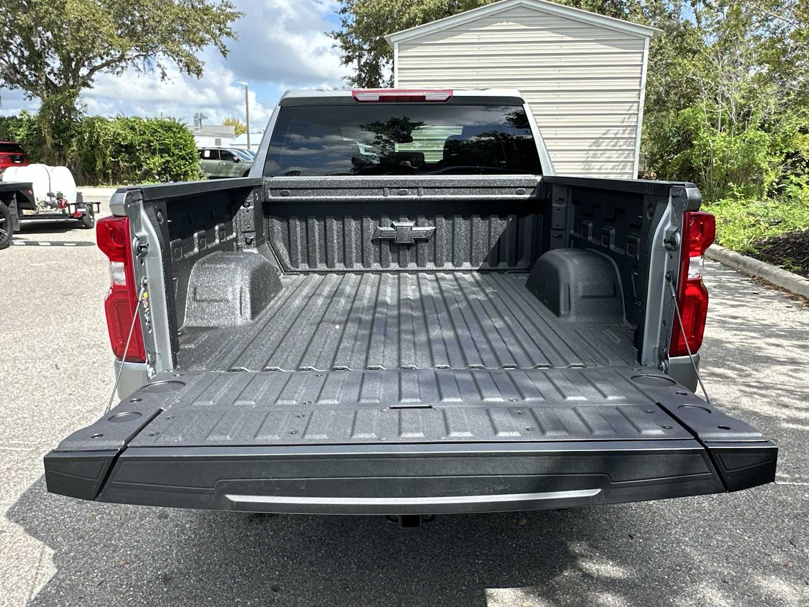 Thumbnail: 2026 Chevrolet Silverado 1500 - 25