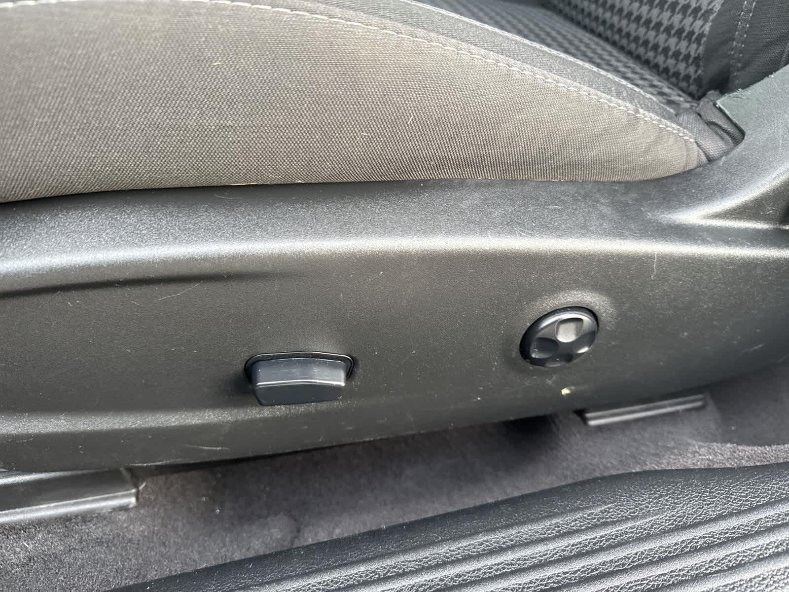 Thumbnail: 2018 Dodge Challenger - 22