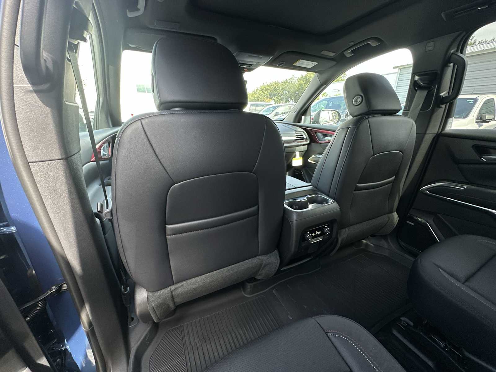 Thumbnail: 2026 Chevrolet Traverse - 16