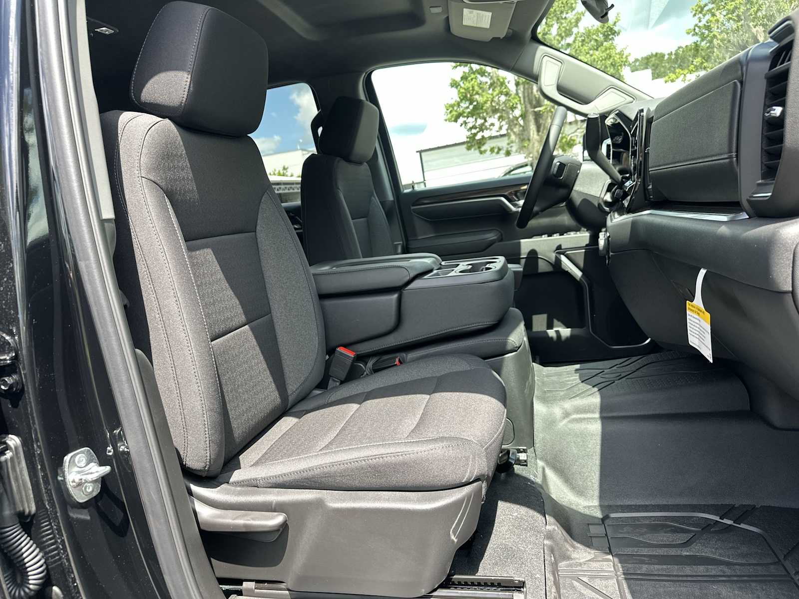 Thumbnail: 2026 Chevrolet Silverado 1500 - 19