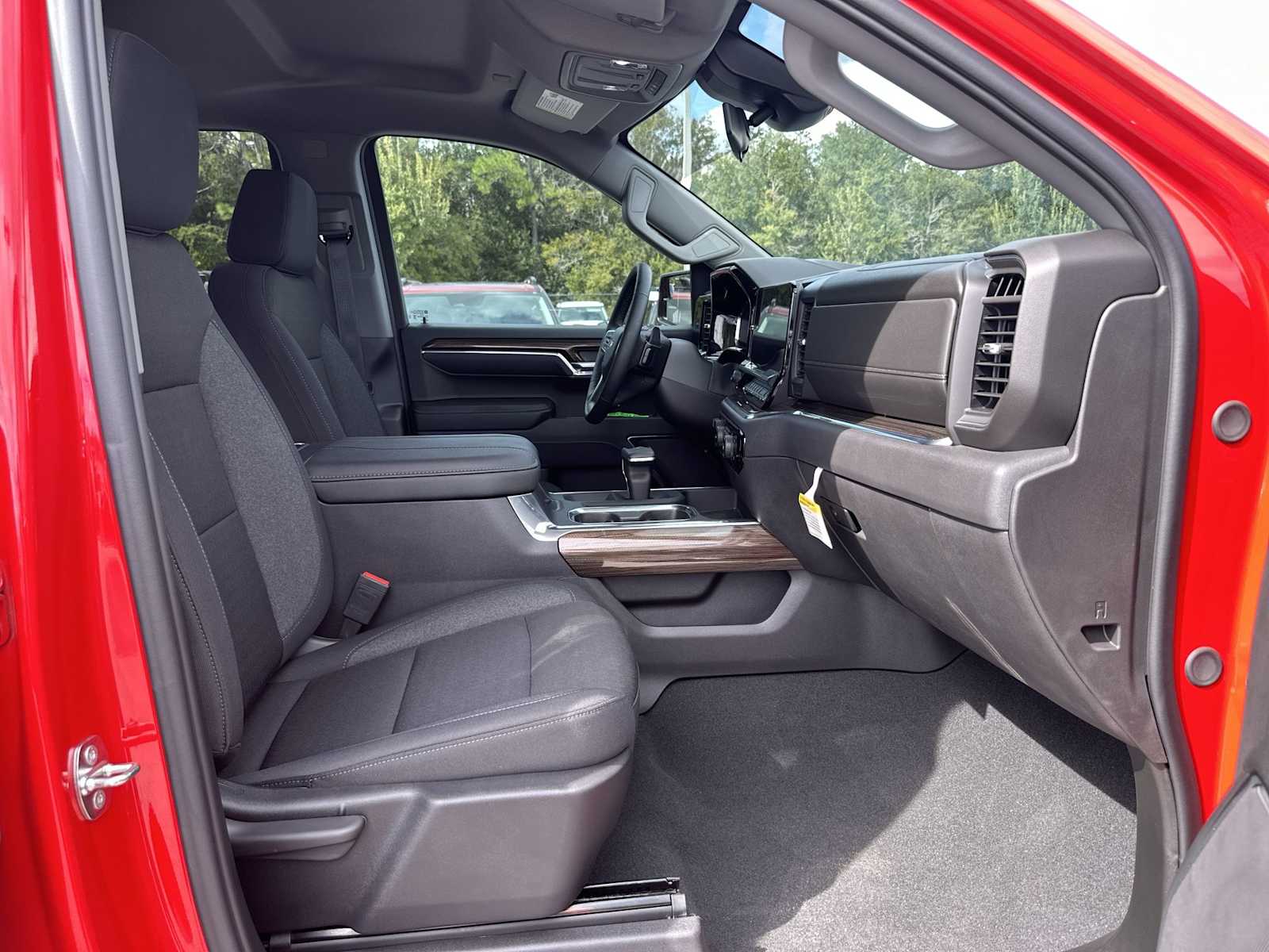 Thumbnail: 2024 Chevrolet Silverado 1500 - 19