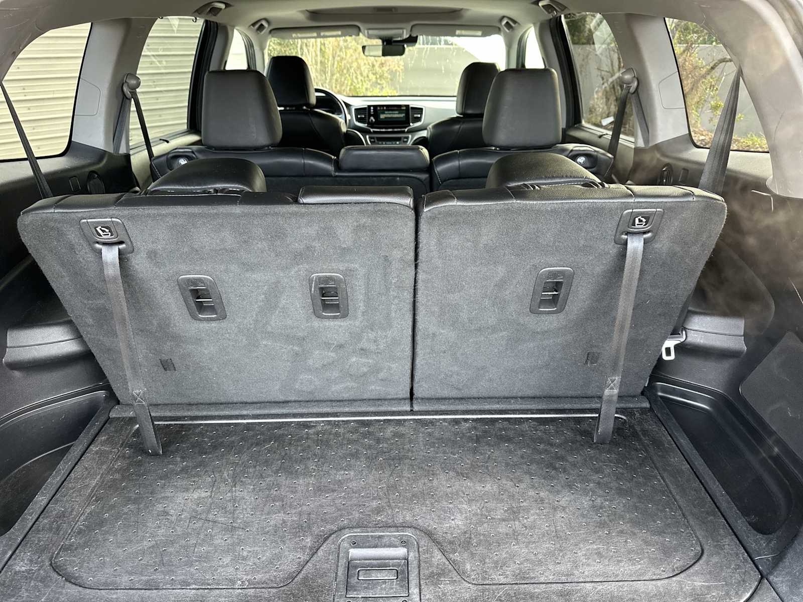 Thumbnail: 2020 Honda Pilot - 25