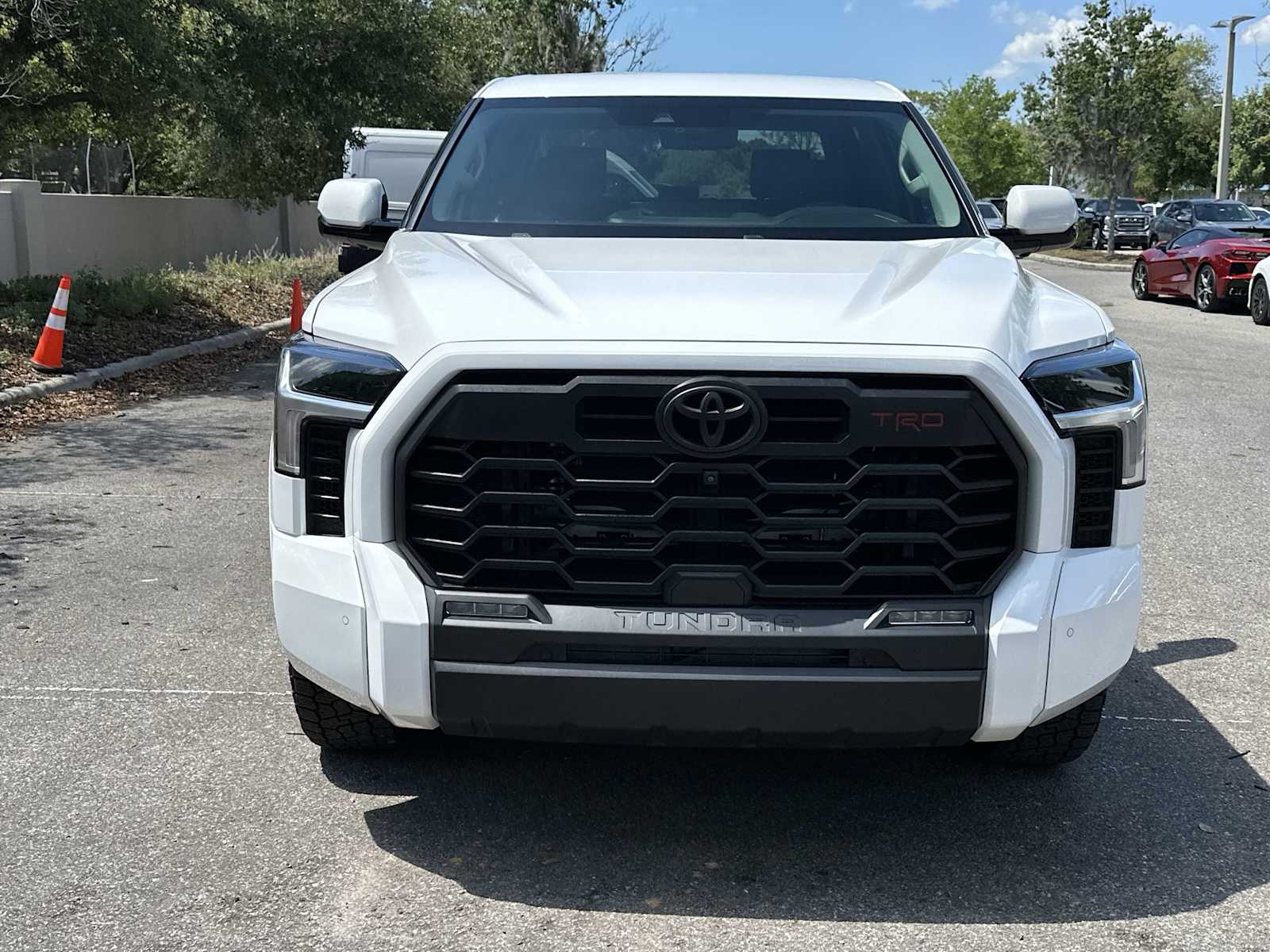 Thumbnail: 2023 Toyota Tundra - 9