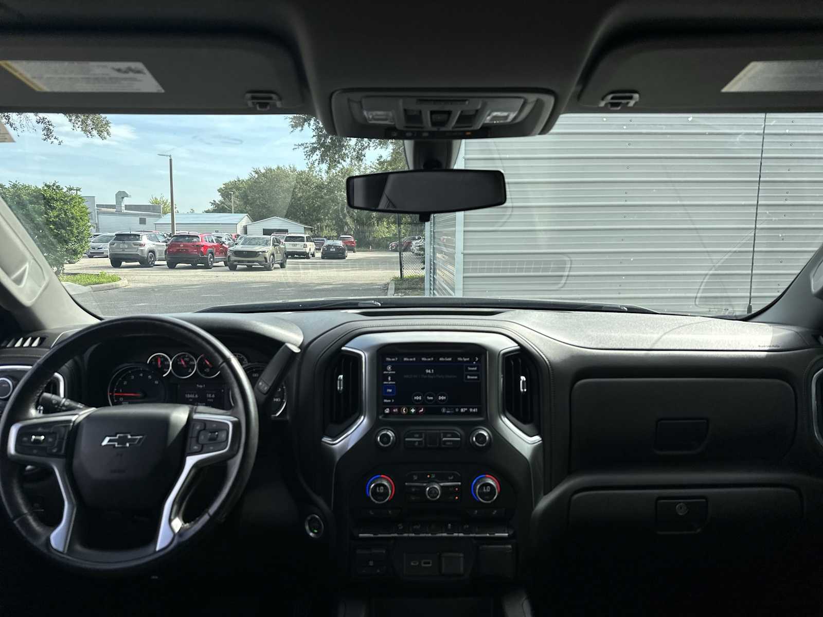 Thumbnail: 2022 Chevrolet Silverado 1500 - 13