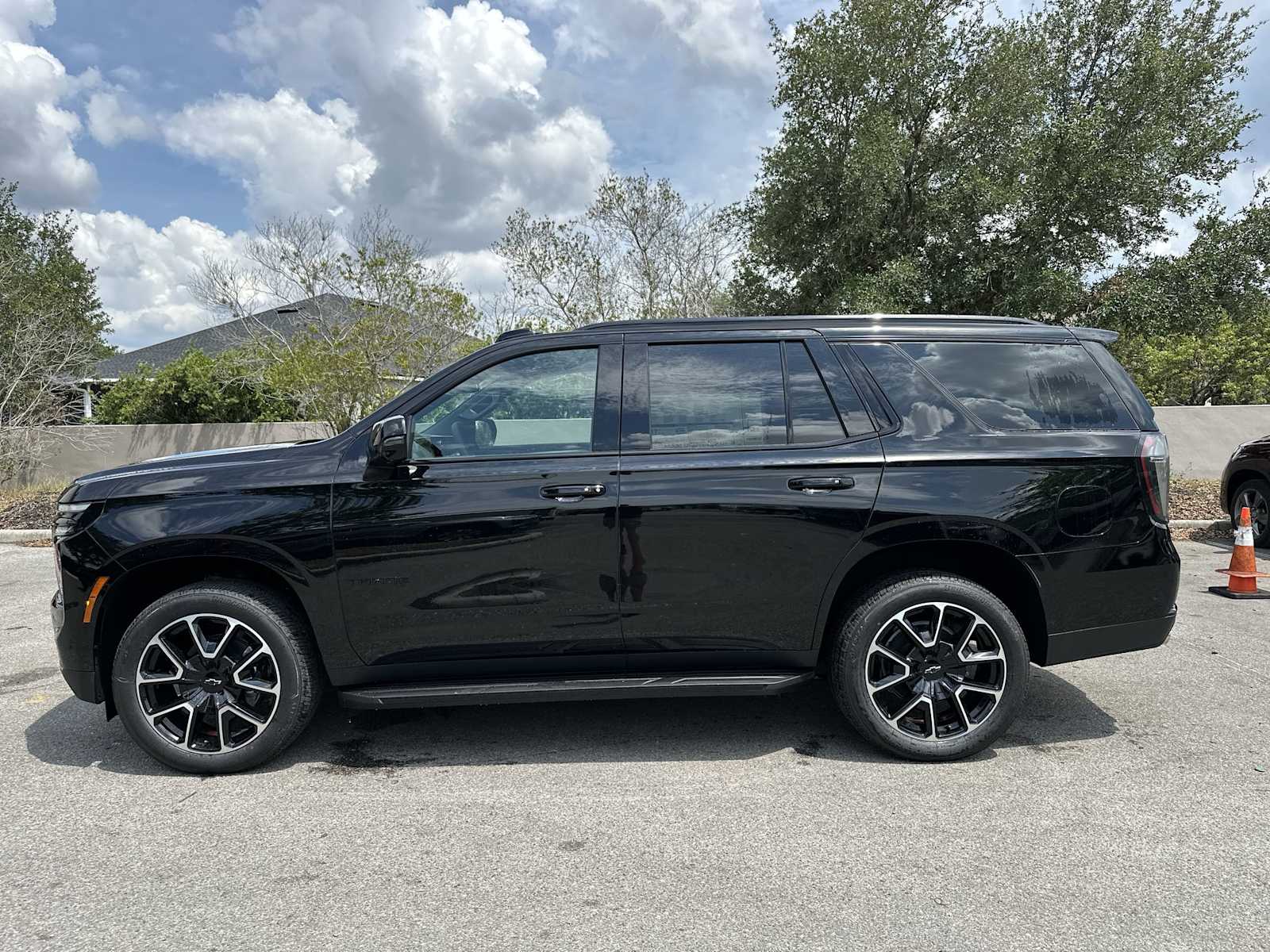 Thumbnail: 2026 Chevrolet Tahoe - 3