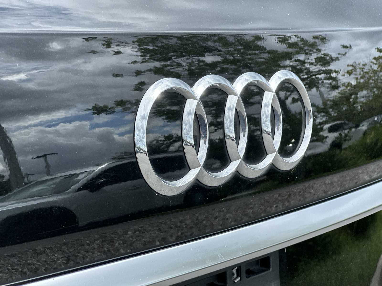 Thumbnail: 2024 Audi Q7 - 10