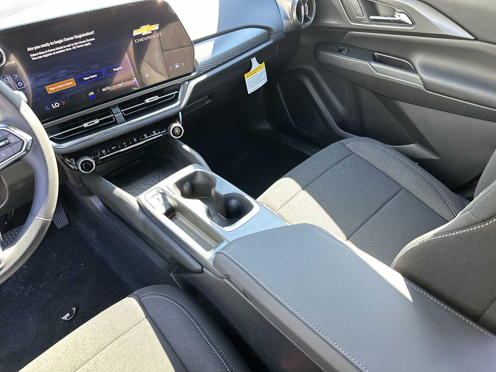 Thumbnail: 2026 Chevrolet Equinox - 21