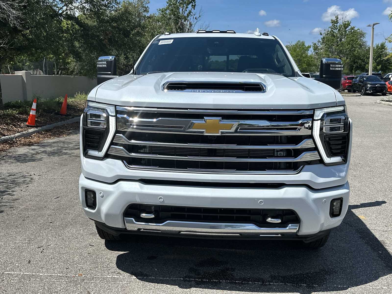 Thumbnail: 2026 Chevrolet Silverado 3500 - 9