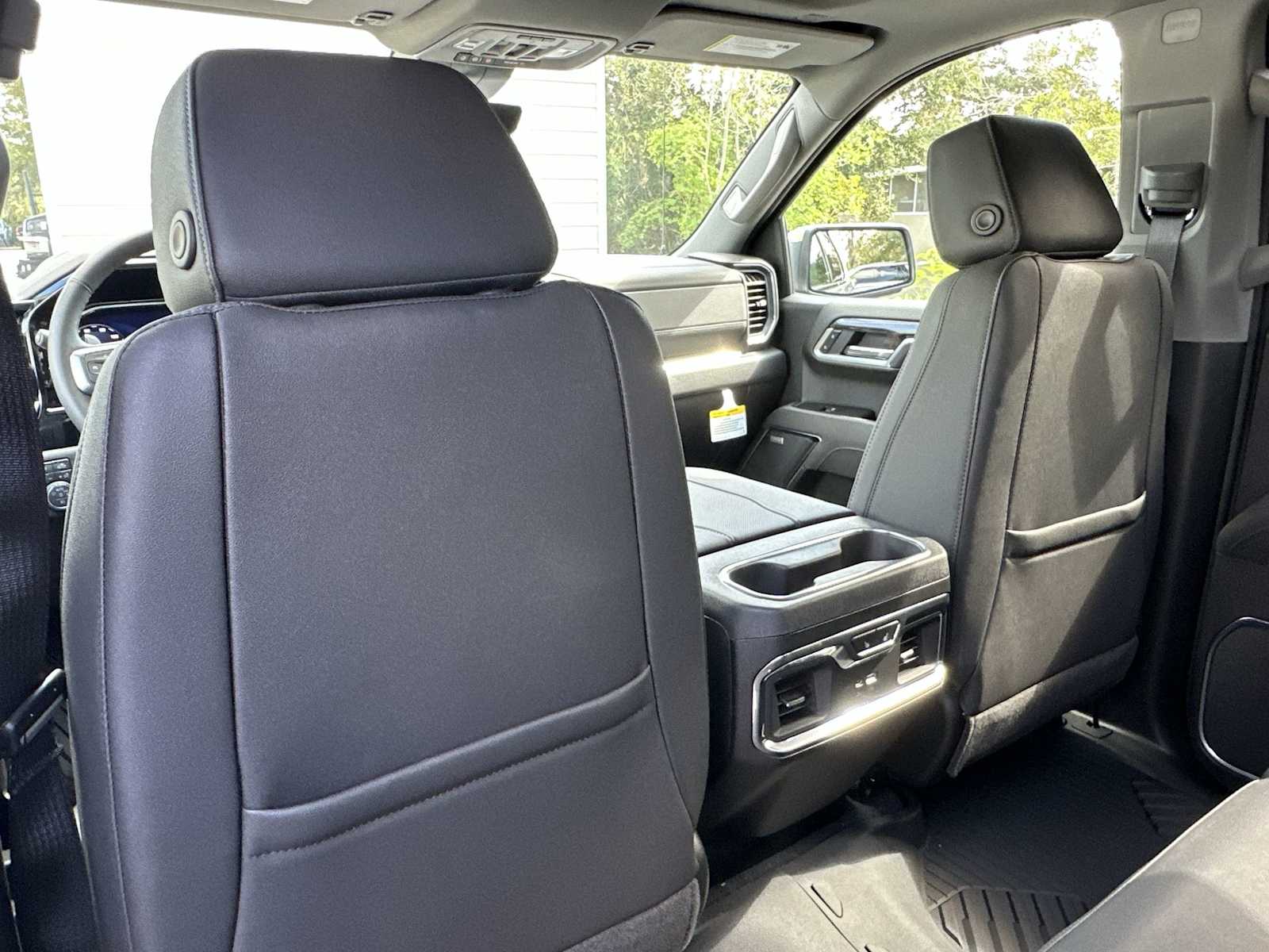 Thumbnail: 2026 Chevrolet Silverado 1500 - 16