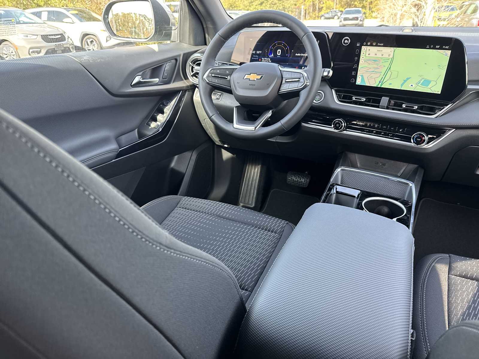 Thumbnail: 2025 Chevrolet Equinox - 15