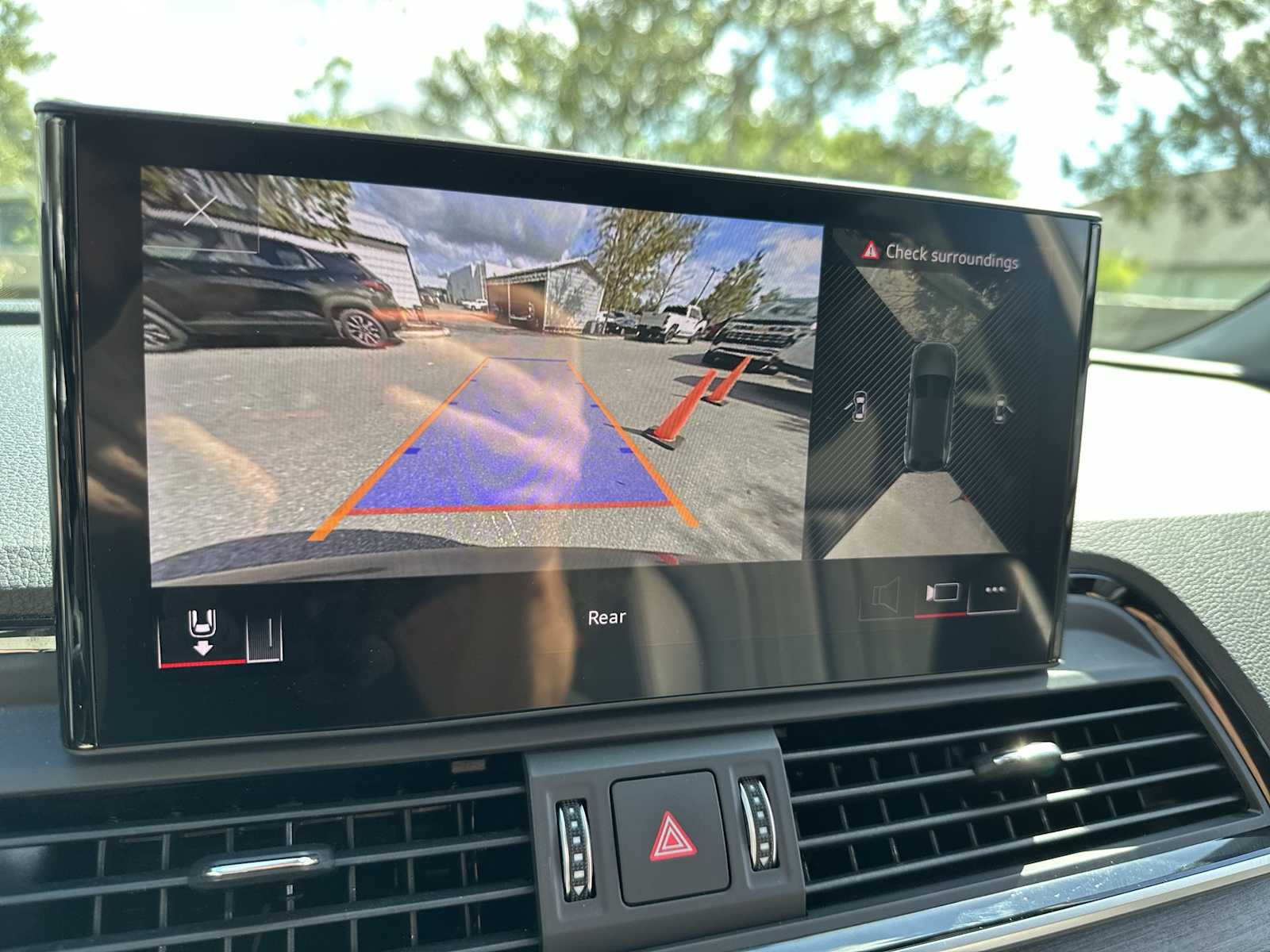 Thumbnail: 2024 Audi Q5 - 22