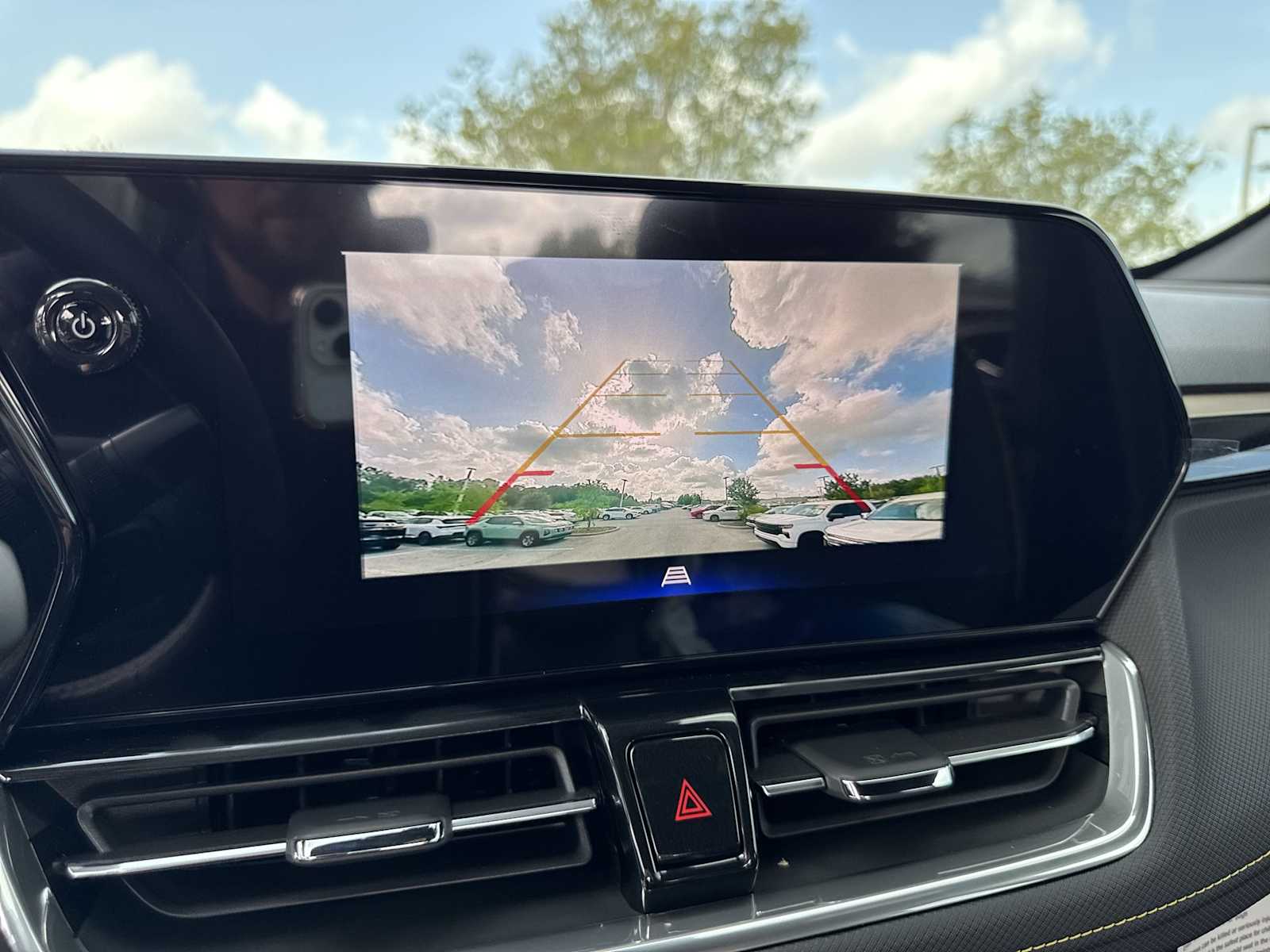 Thumbnail: 2025 Chevrolet TrailBlazer - 22