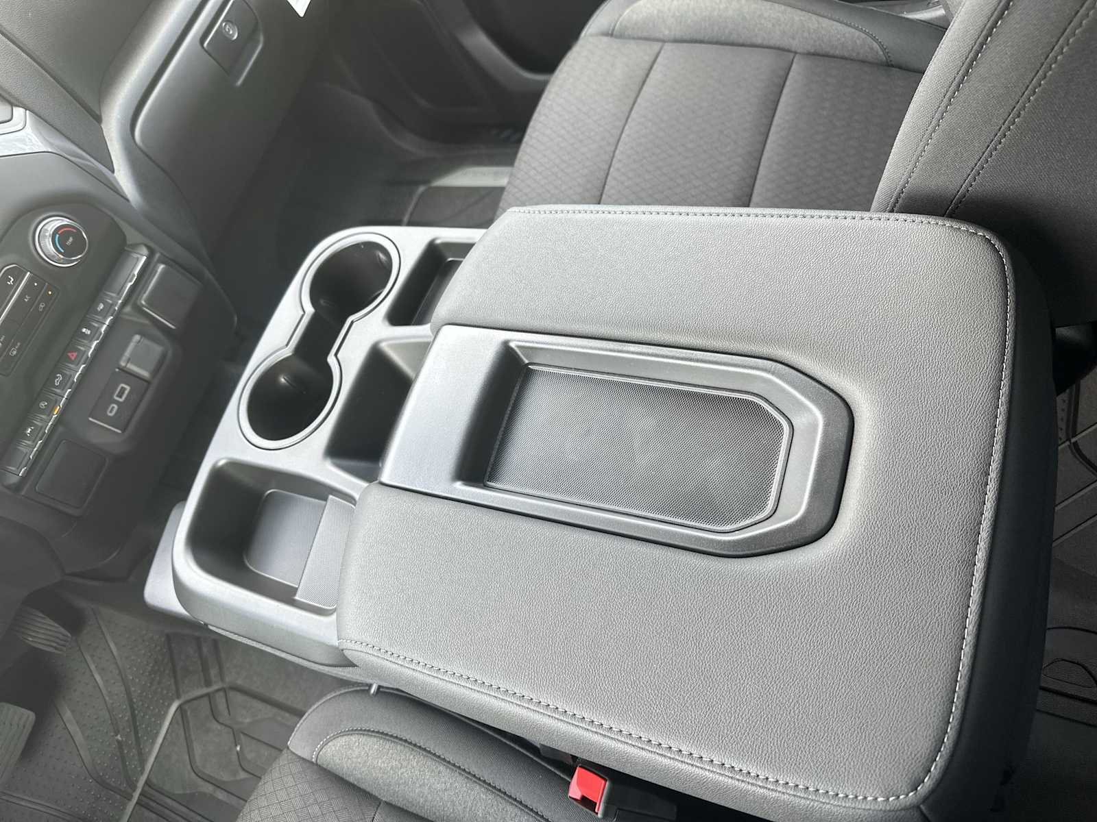 Thumbnail: 2026 Chevrolet Silverado 1500 - 21