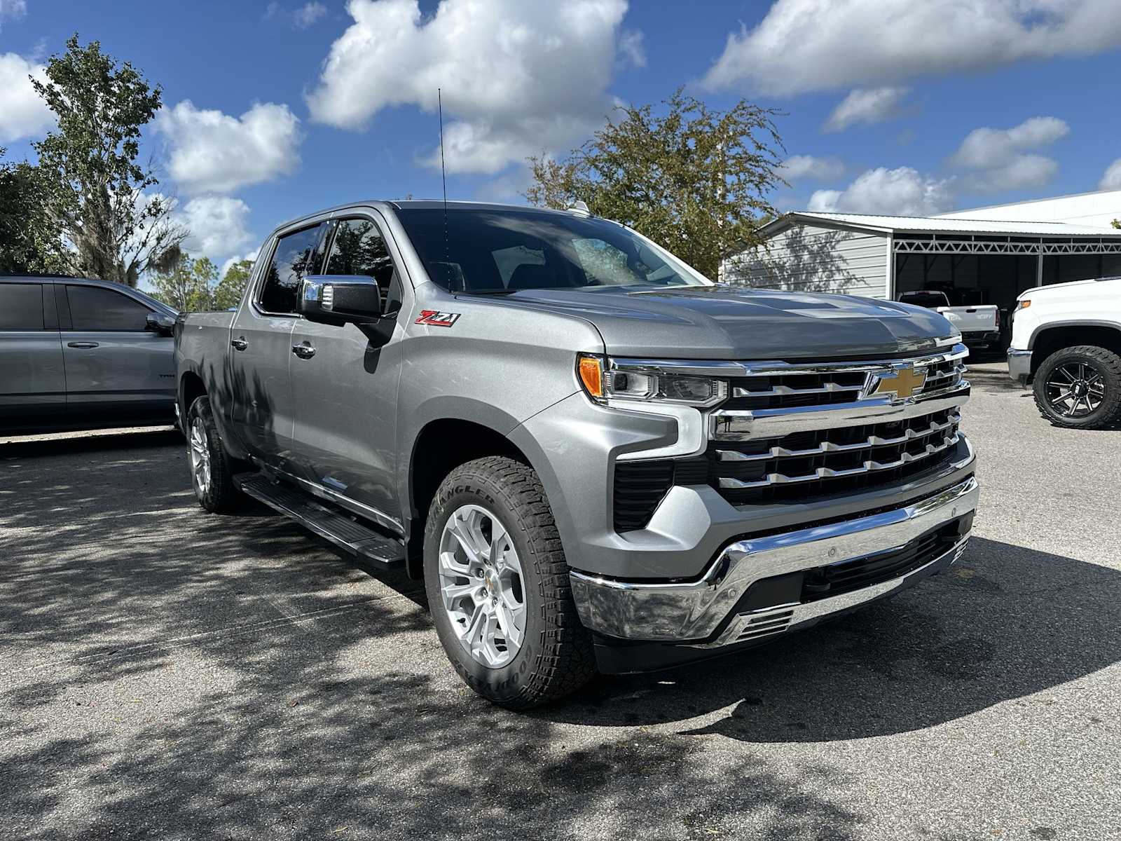 Thumbnail: 2026 Chevrolet Silverado 1500 - 8